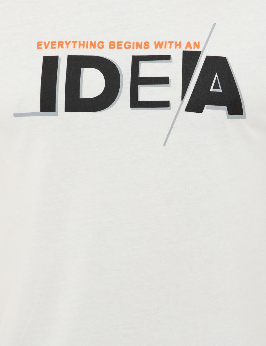 Beyaz Slim Fit Bisiklet Yaka Tişört