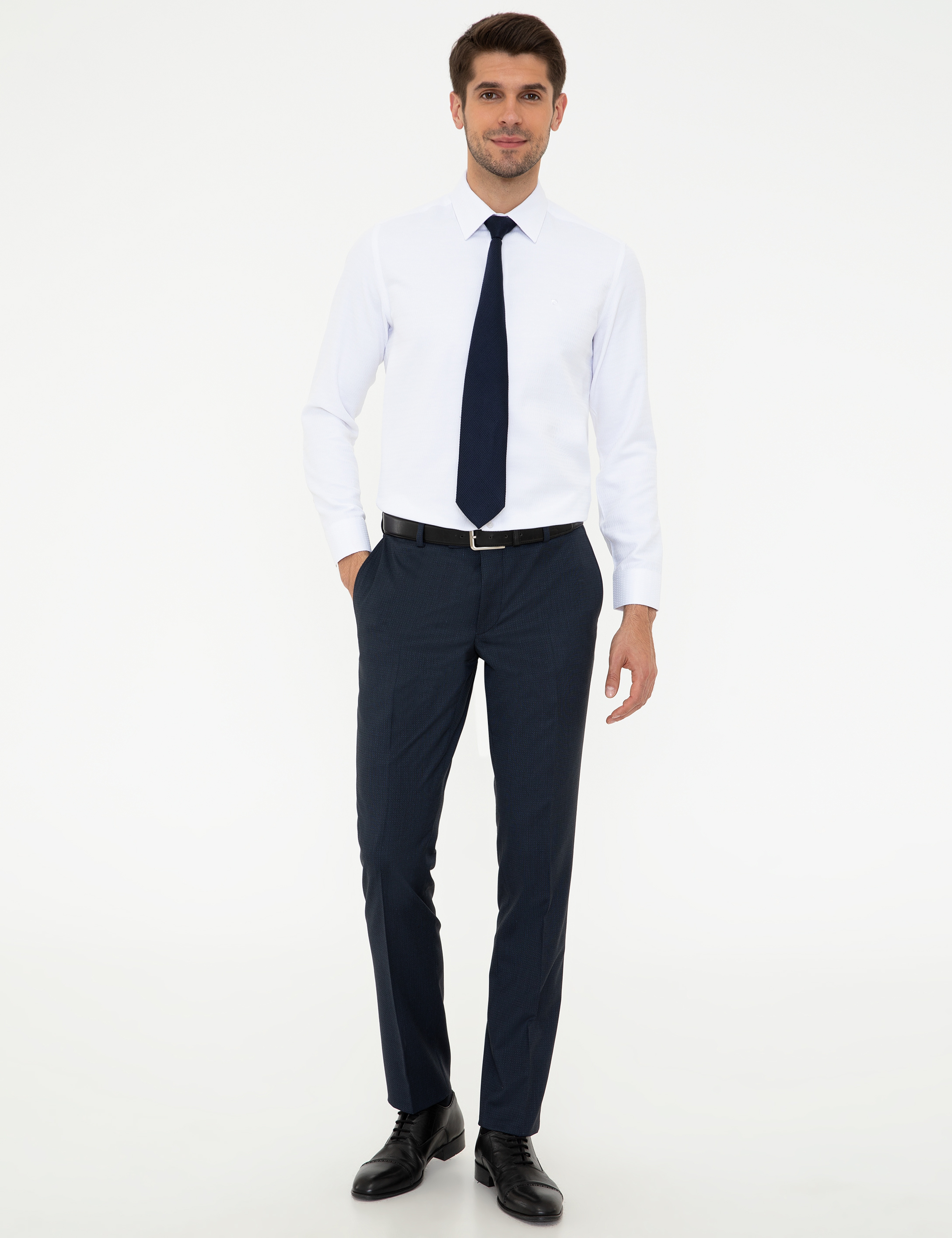Beyaz Slim Fit Uzun Kollu Gömlek
