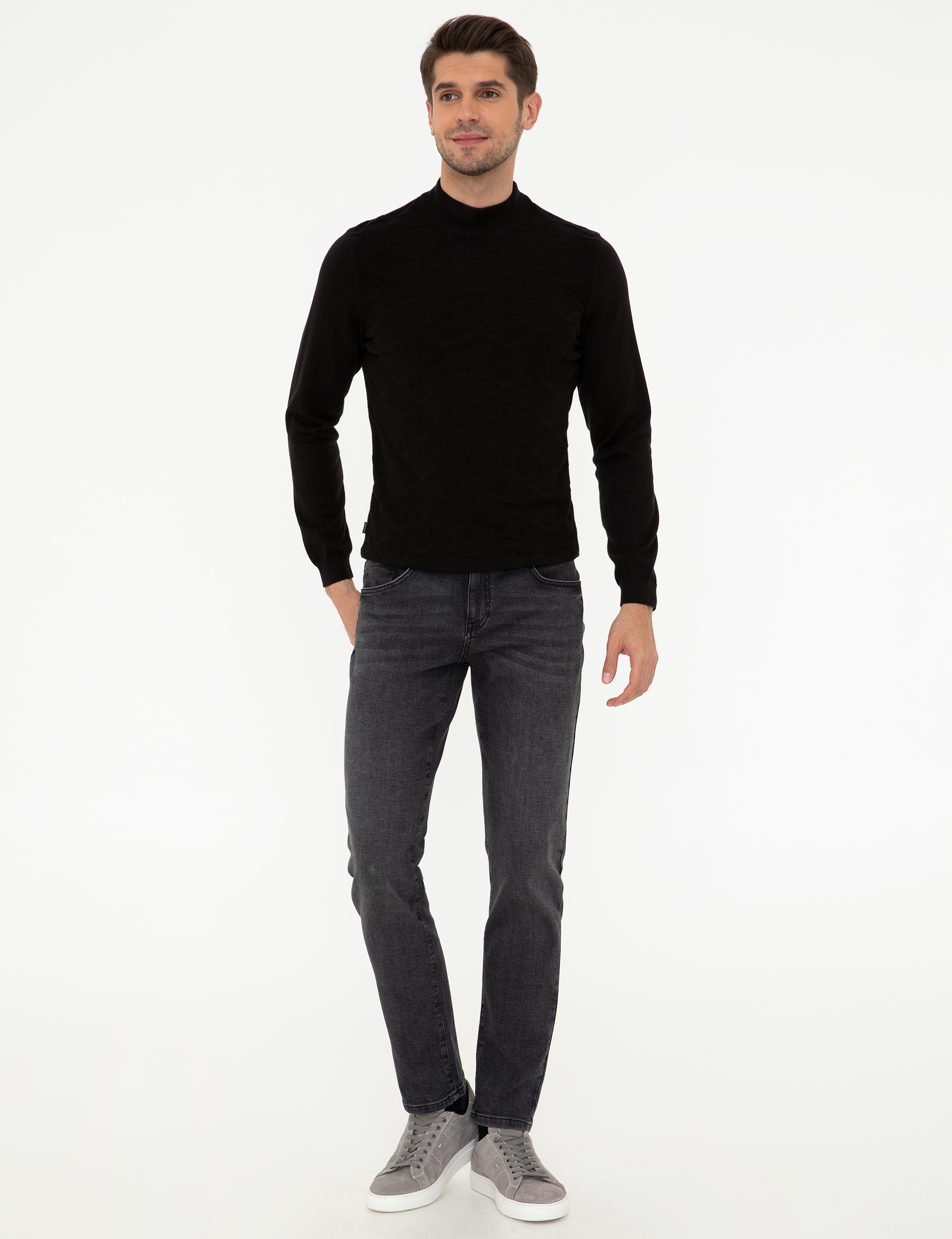 Siyah Slim Fit Yarım Balıkçı Yaka Triko Kazak