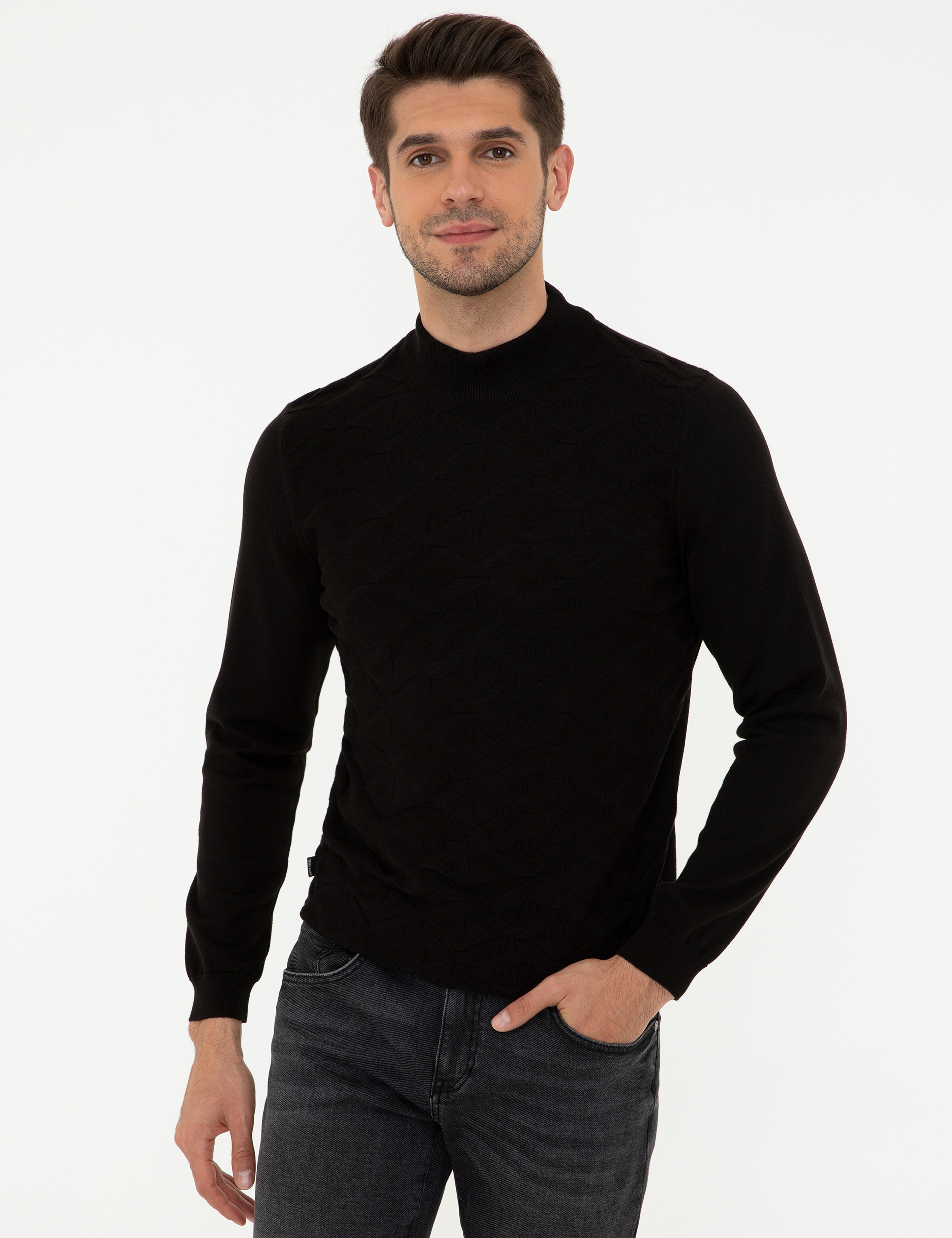 Siyah Slim Fit Yarım Balıkçı Yaka Triko Kazak - Image 1