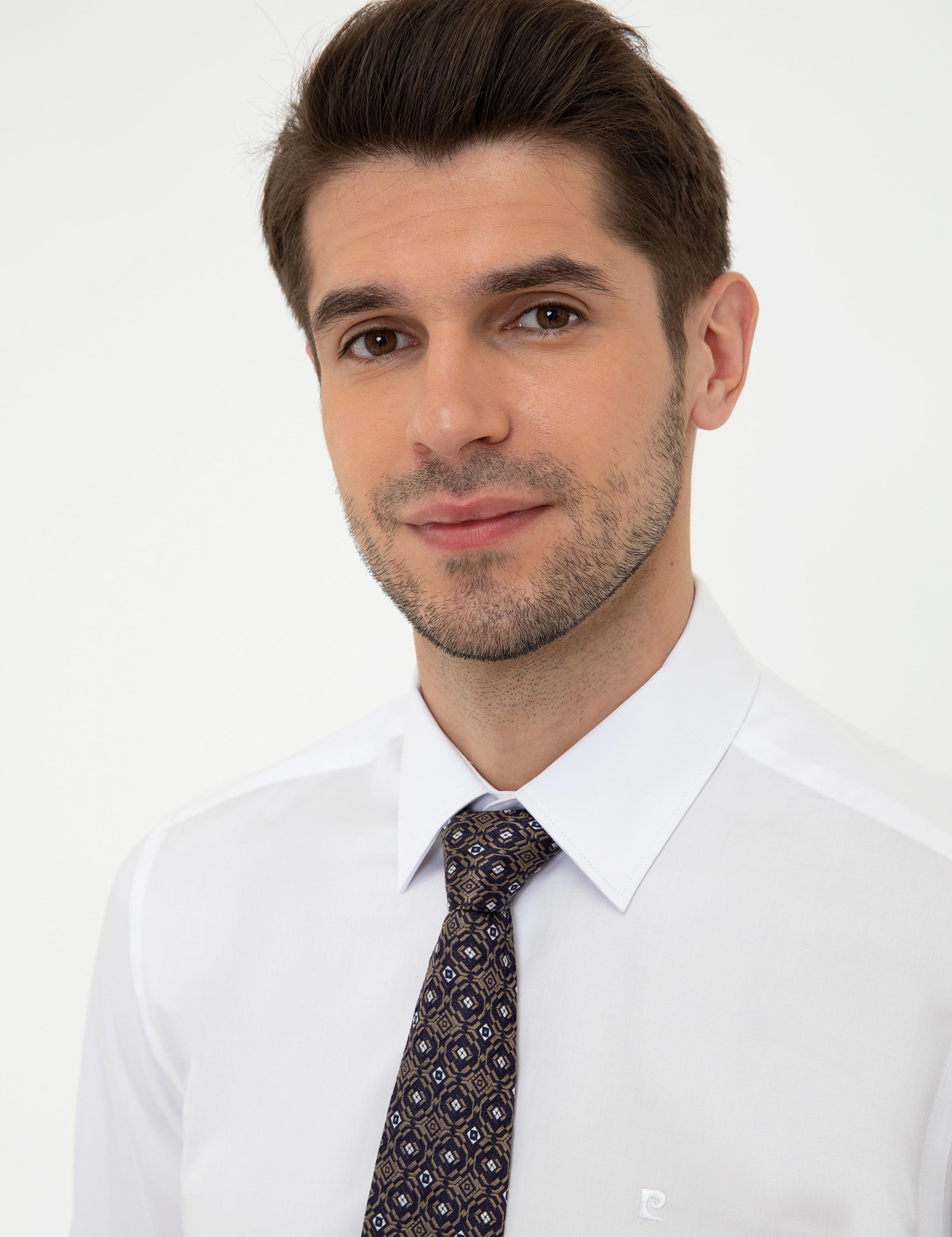 Beyaz Slim Fit Uzun Kollu Klasik Gömlek