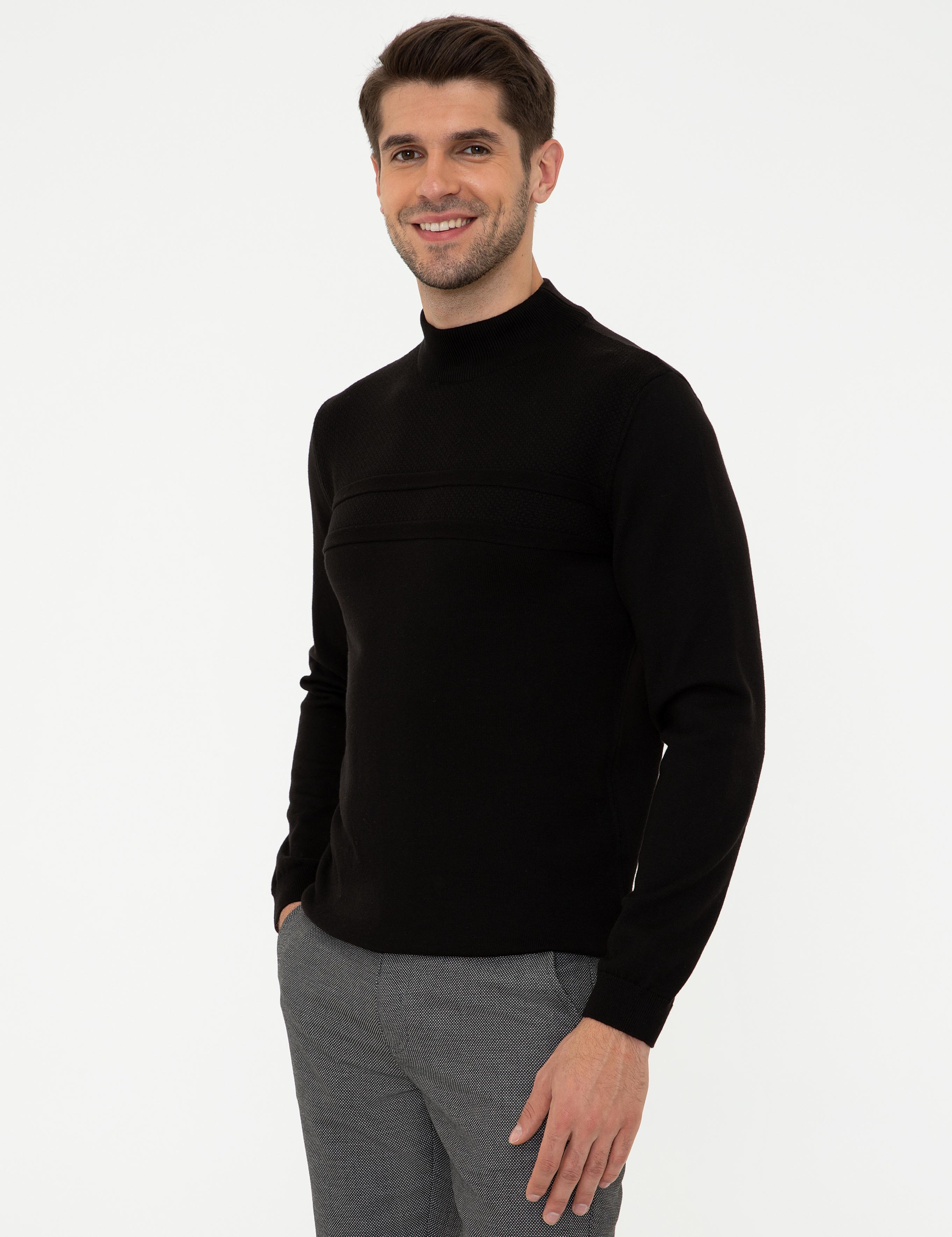 Siyah Slim Fit Yarım Balıkçı Yaka Triko Kazak