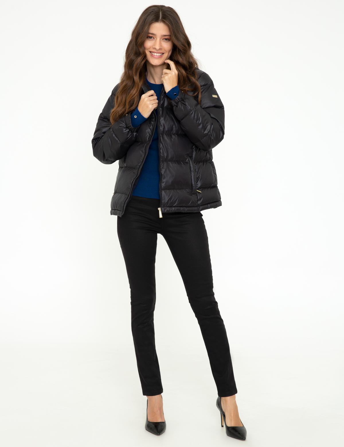 Siyah Standart Fit Kaz Tüyü Mont - 50243982001