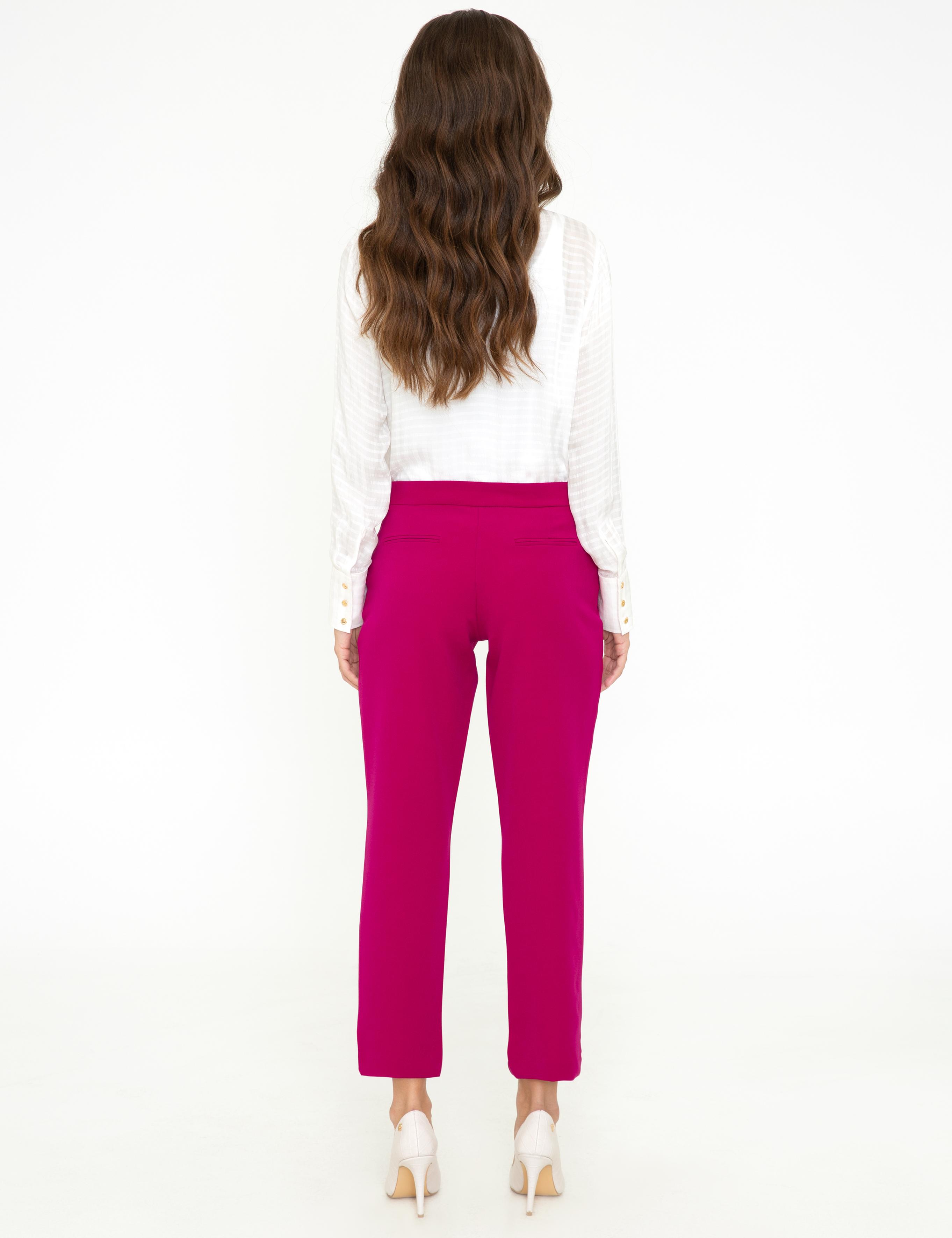 Menekşe Slim Fit Kumaş Pantolon