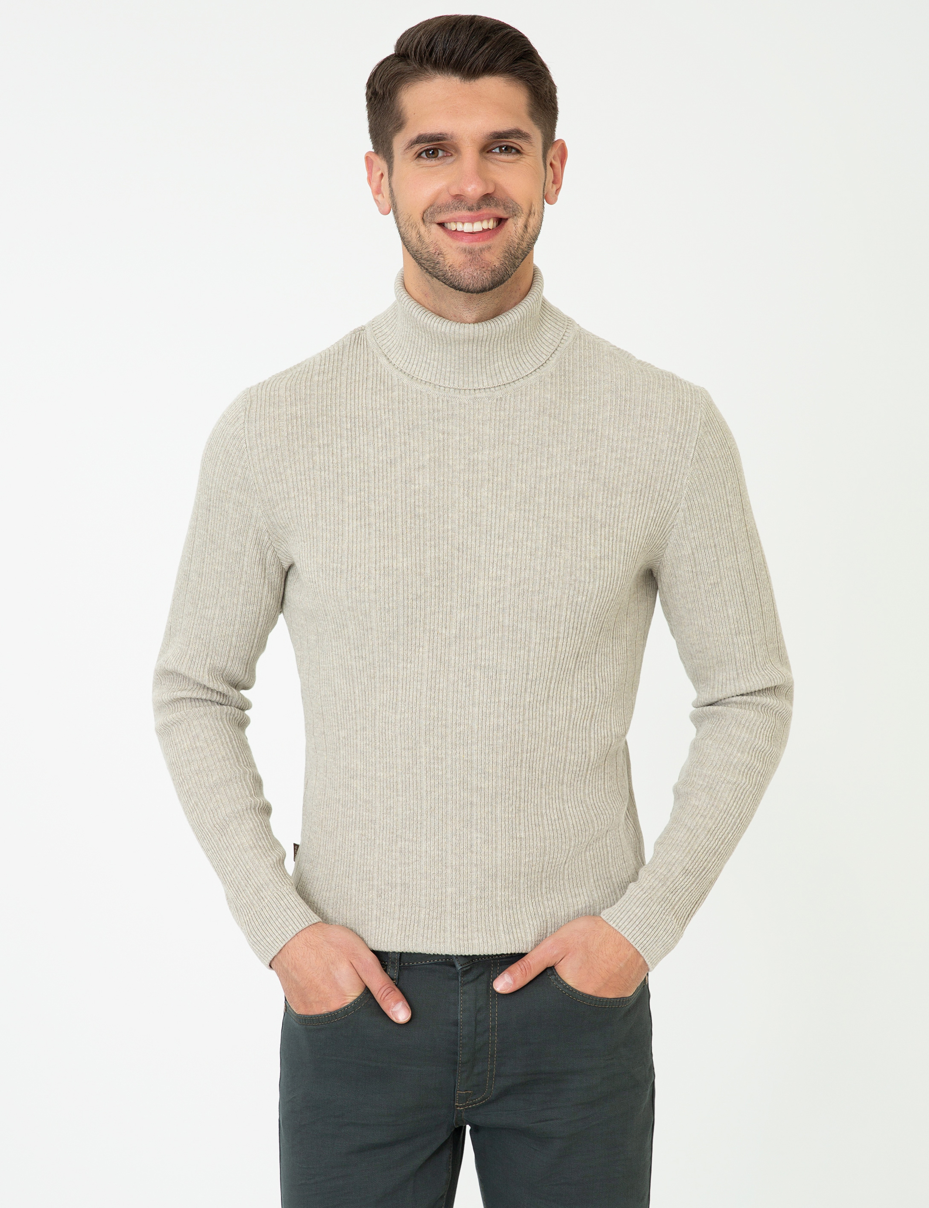 Kum Melanj Slim Fit Balıkçı Yaka Triko Kazak