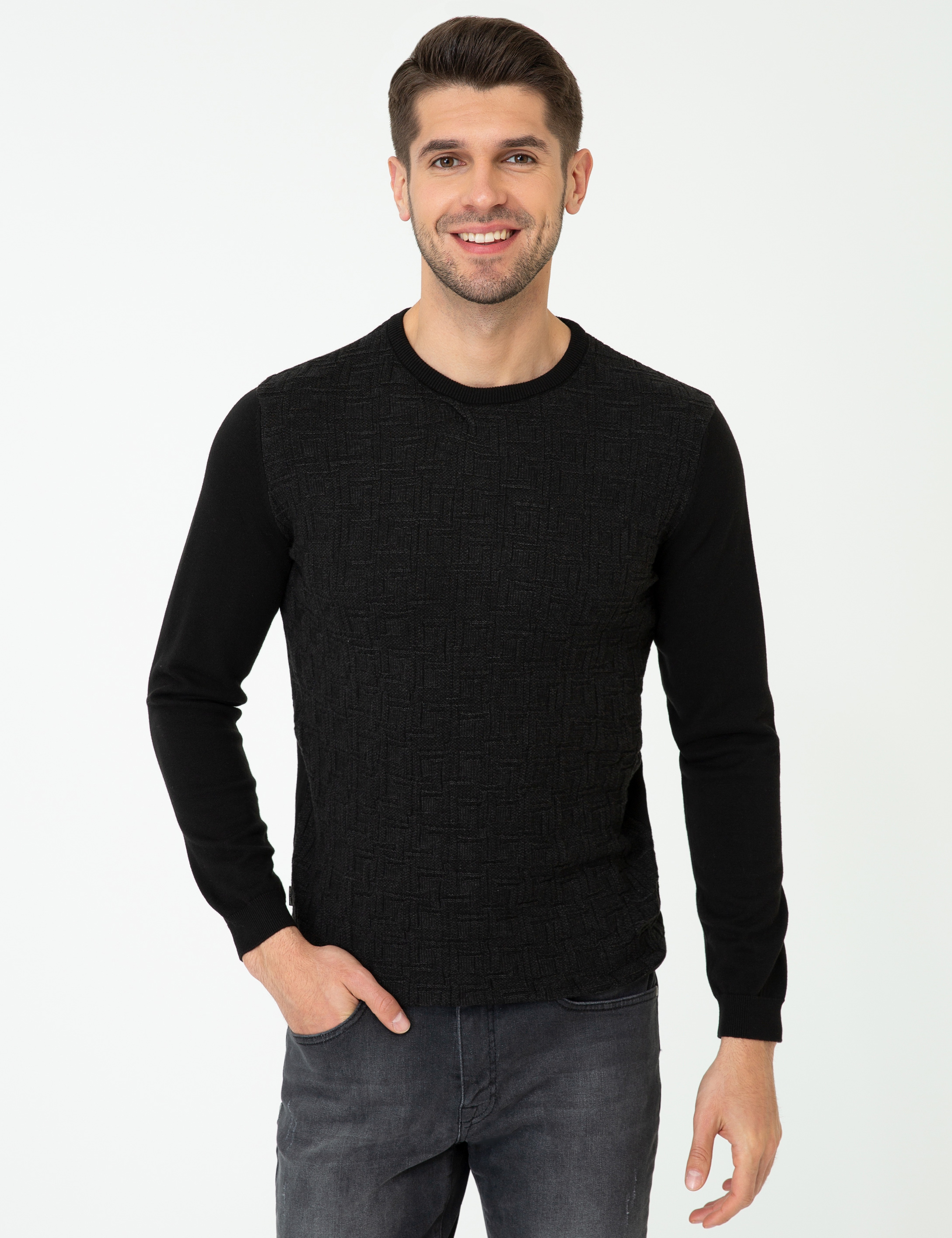 Siyah Slim Fit Kazak - Image 1