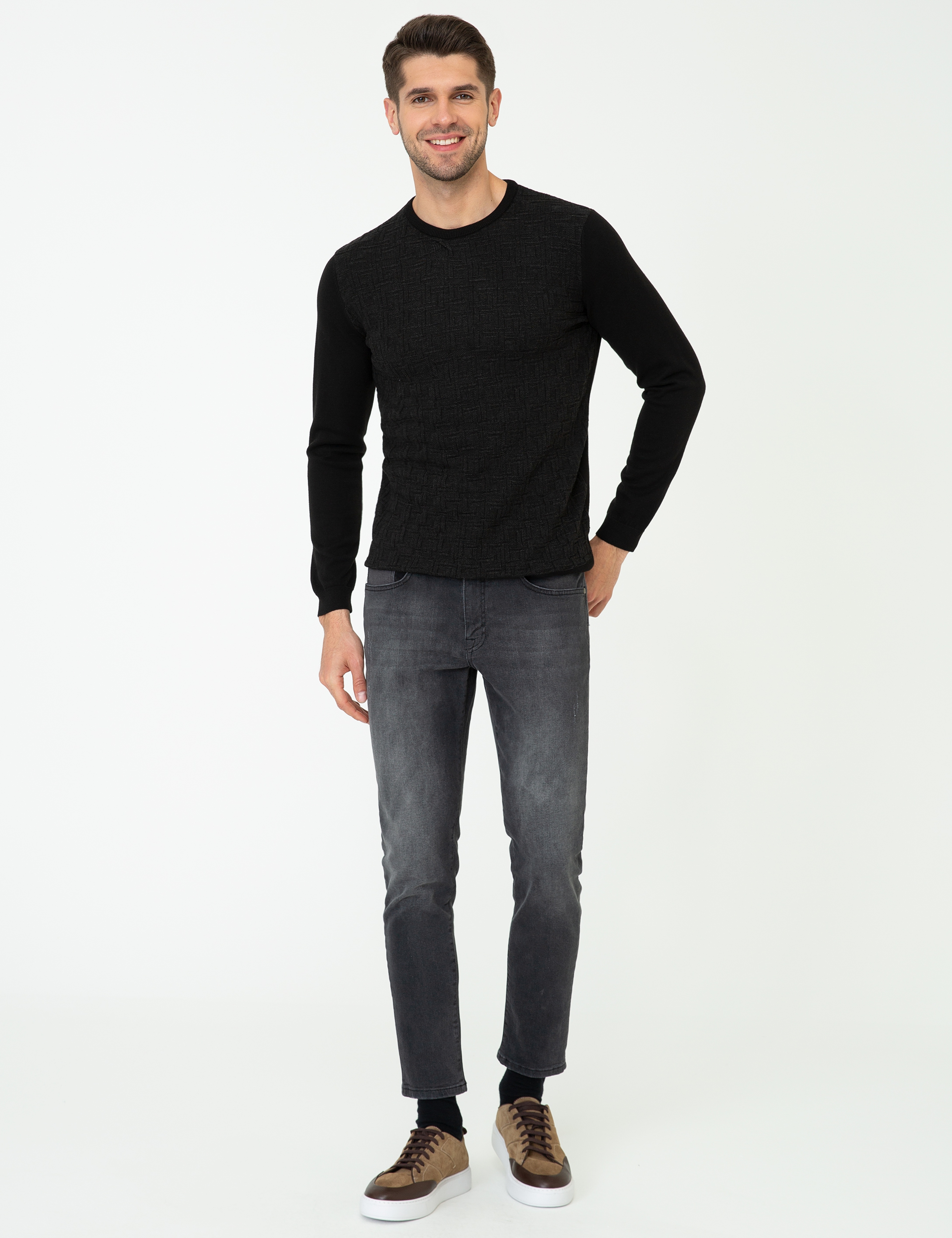 Siyah Slim Fit Kazak