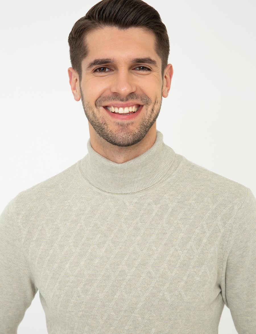 Kum Melanj Slim Fit Kazak