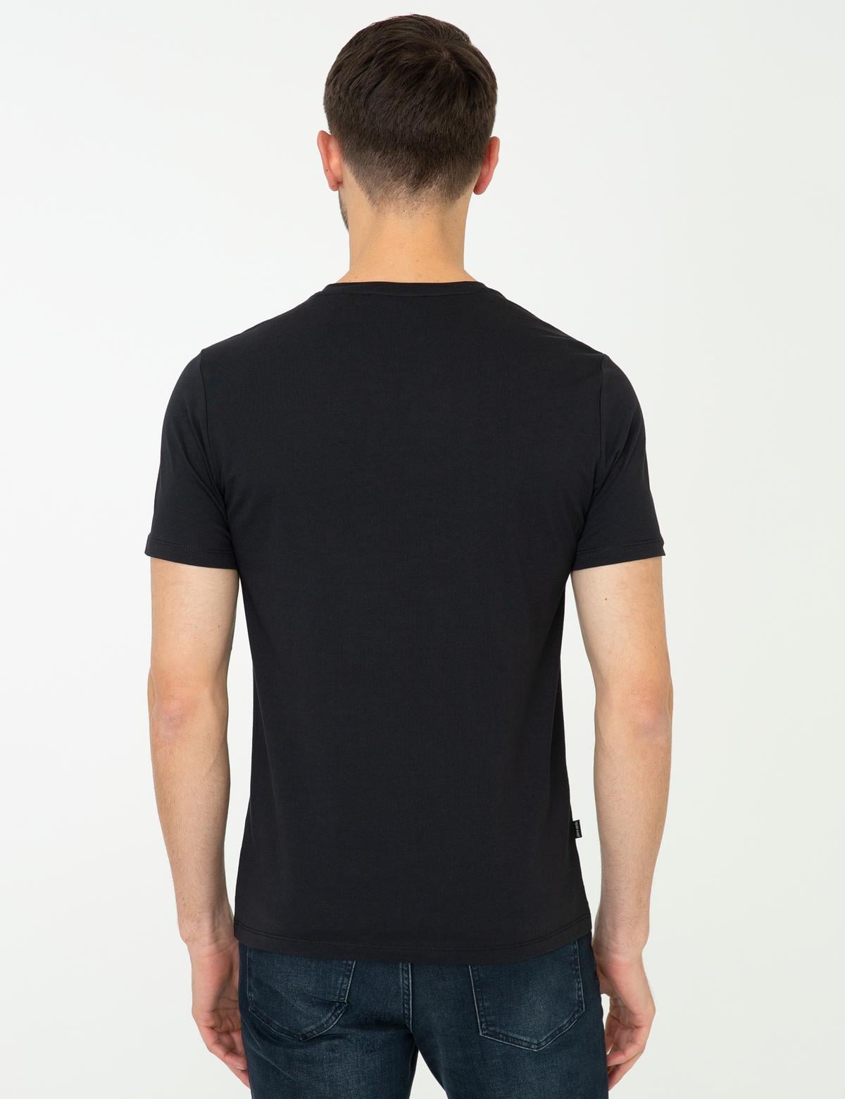 Siyah Slim Fit Bisiklet Yaka Basic Tişört - 50252189010