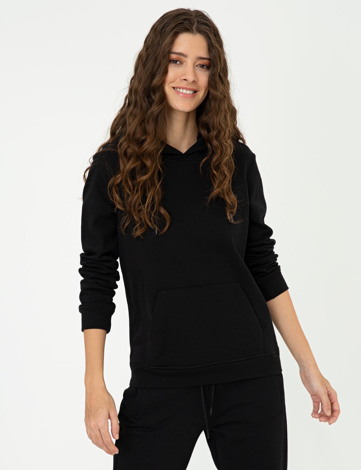 Siyah Regular Fit Sweatshirt