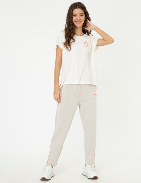 Ekru Standart Fit Bisiklet Yaka Tişört - 50244505001