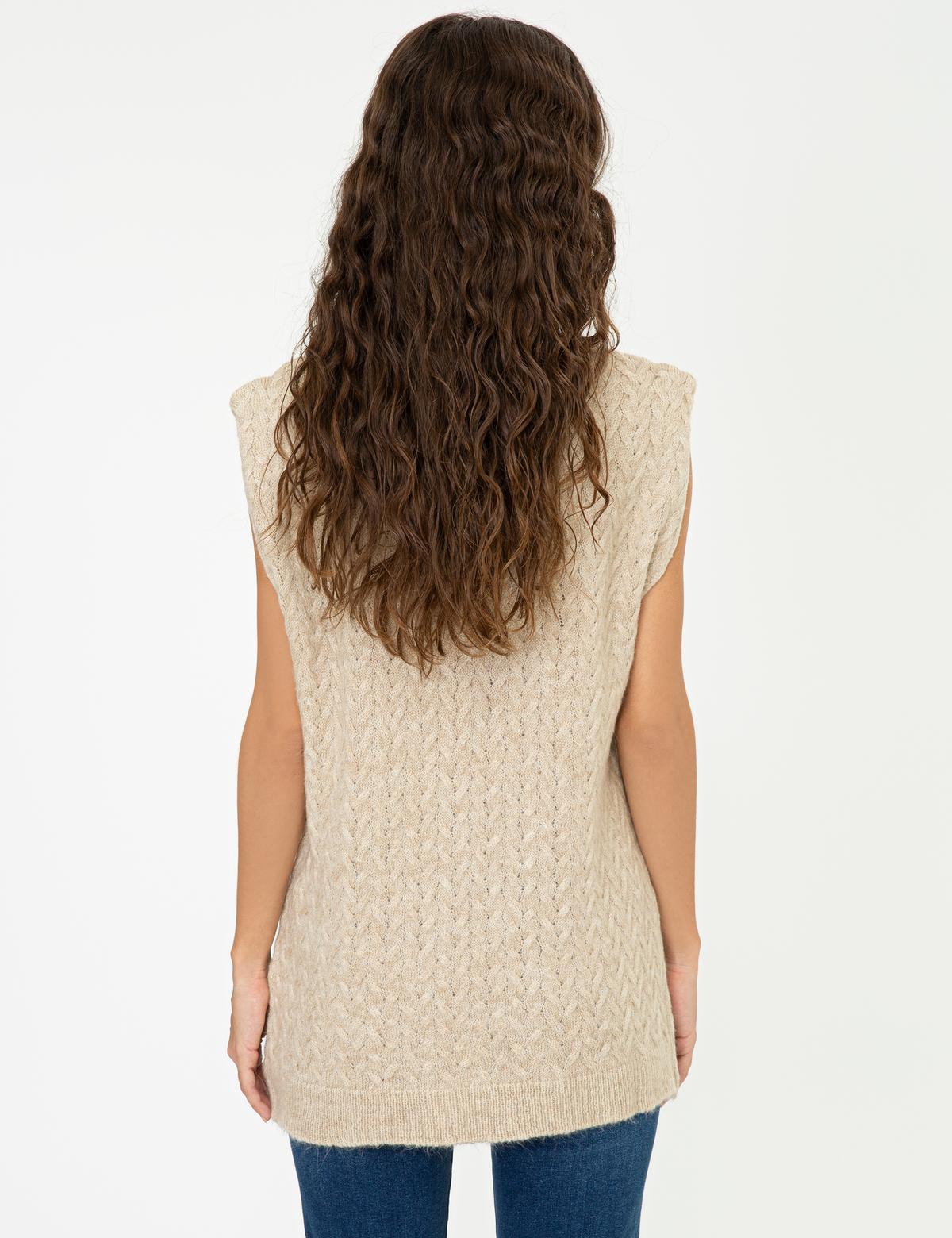 Balıkçı Yaka Bej Oversize Kazak - 50248474007