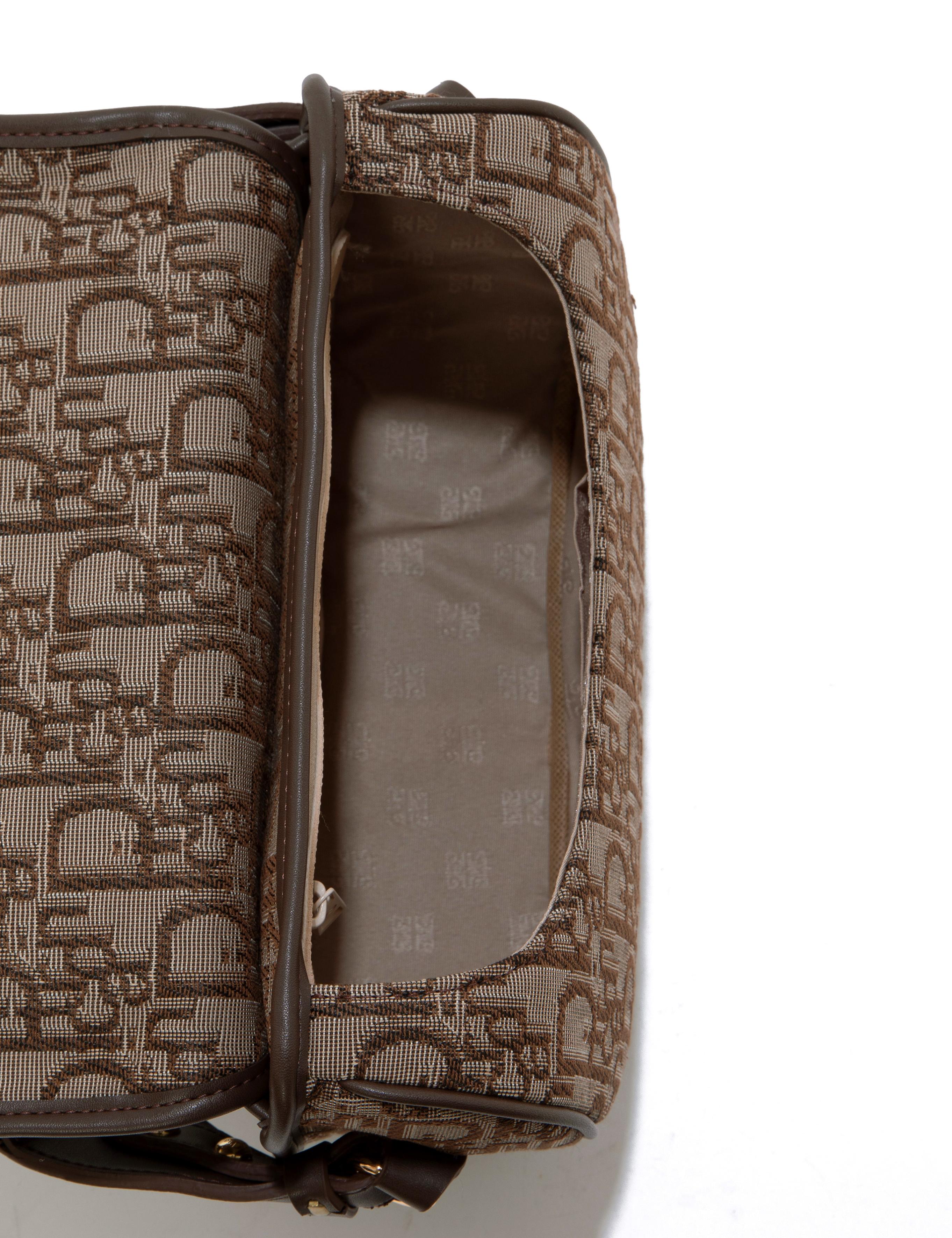 Kahverengi Çapraz Çanta