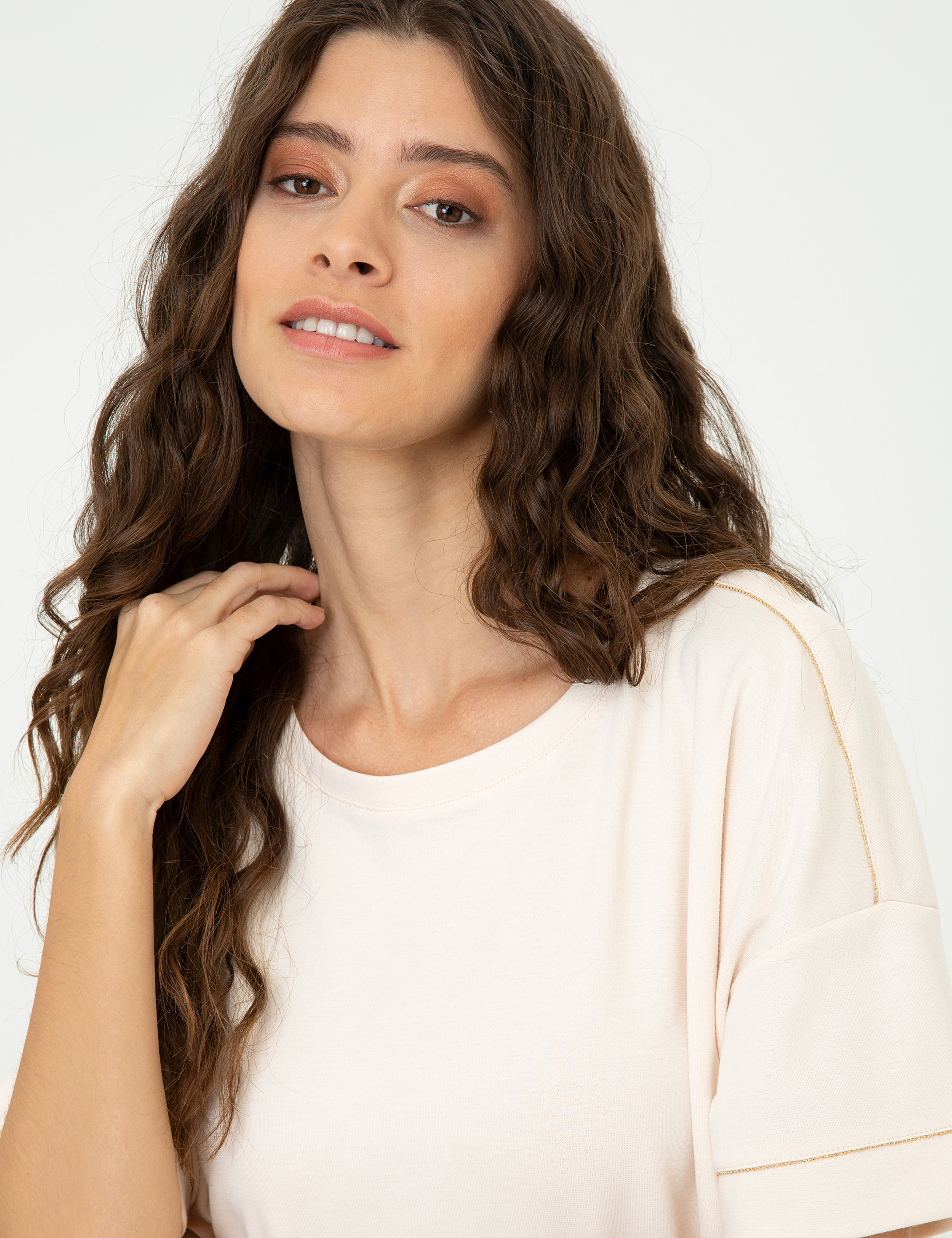 Krem Regular Fit Tişört