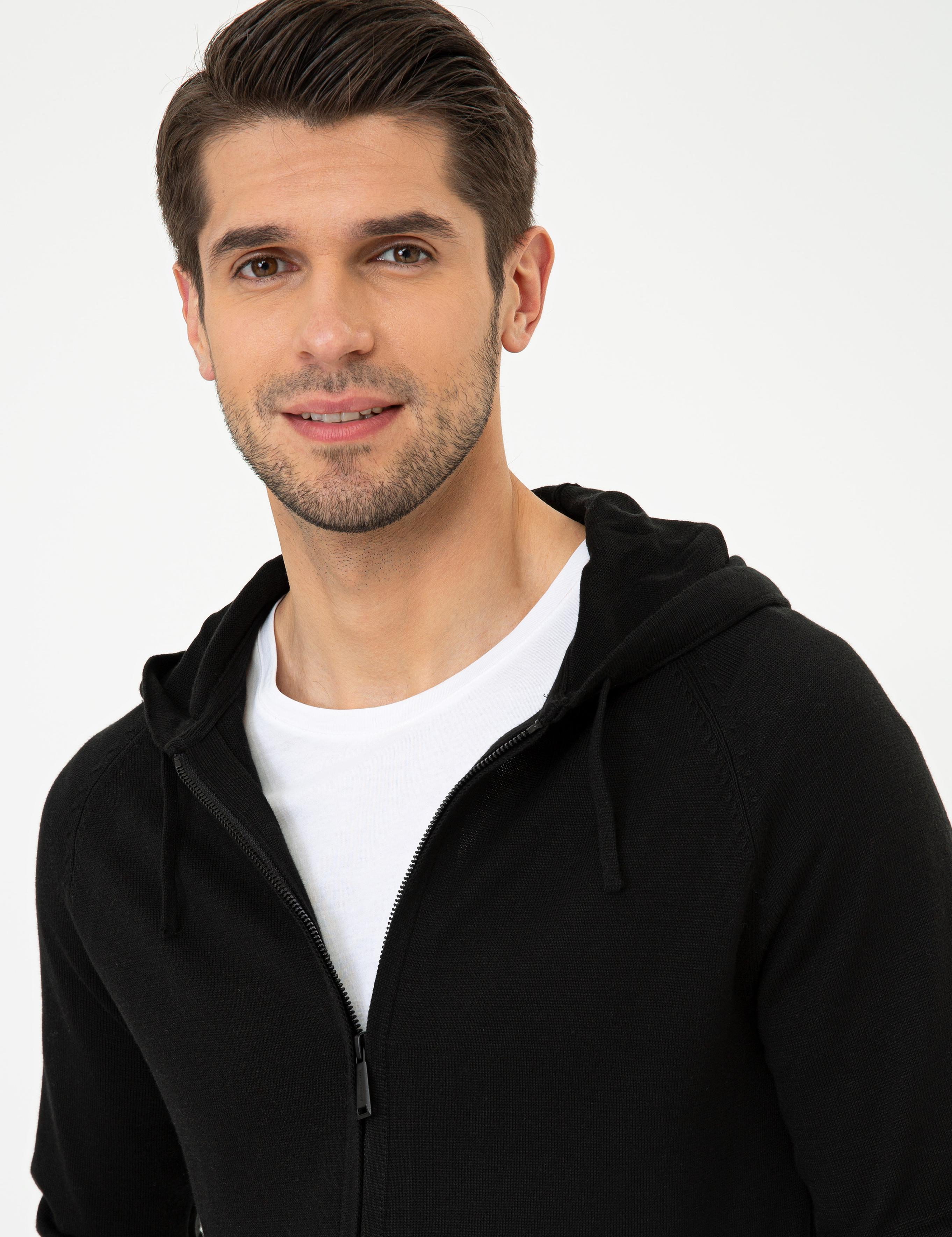 Siyah Regular Fit Fermuarlı Triko Hırka