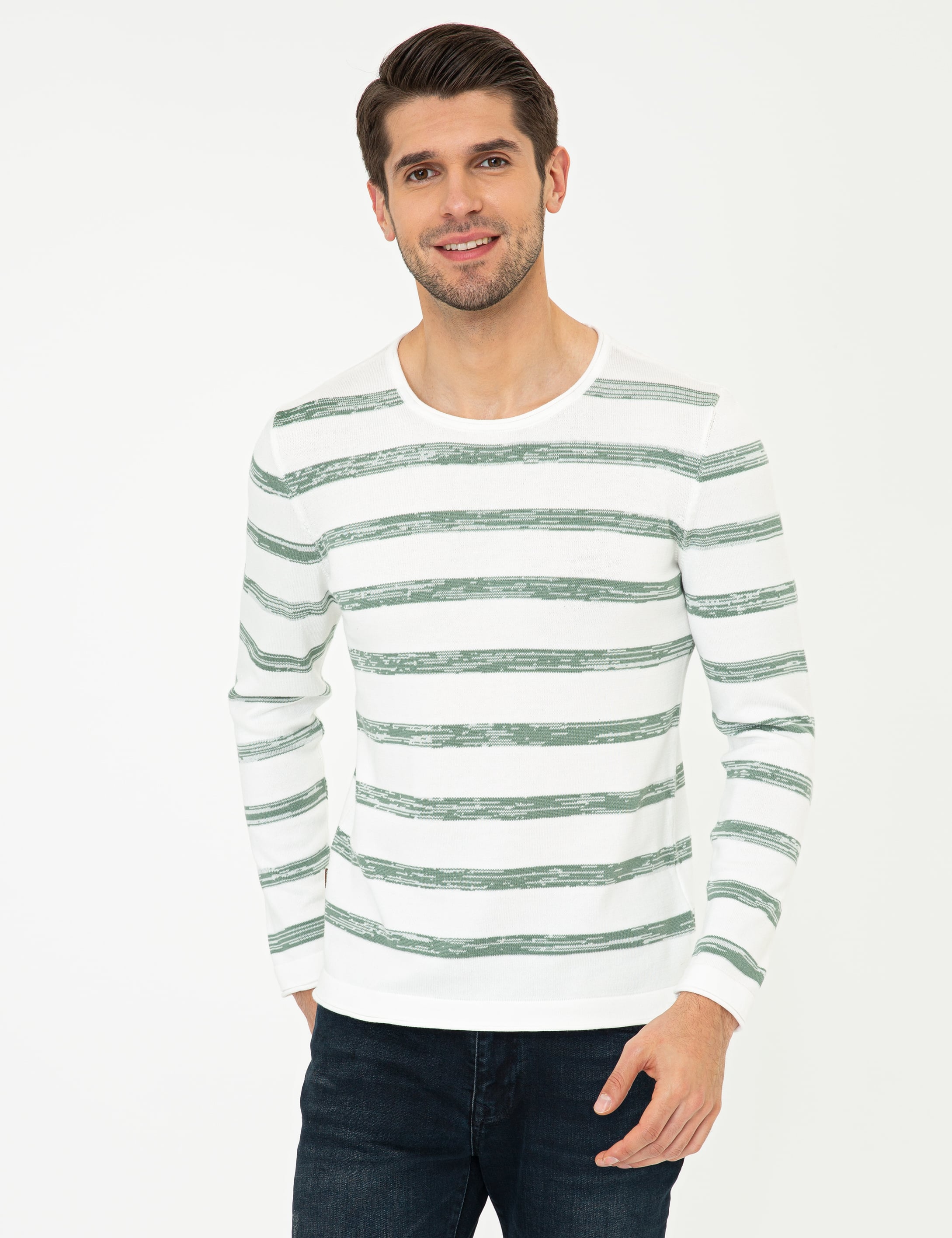 Ekru Slim Fit Bisiklet Yaka Triko Kazak