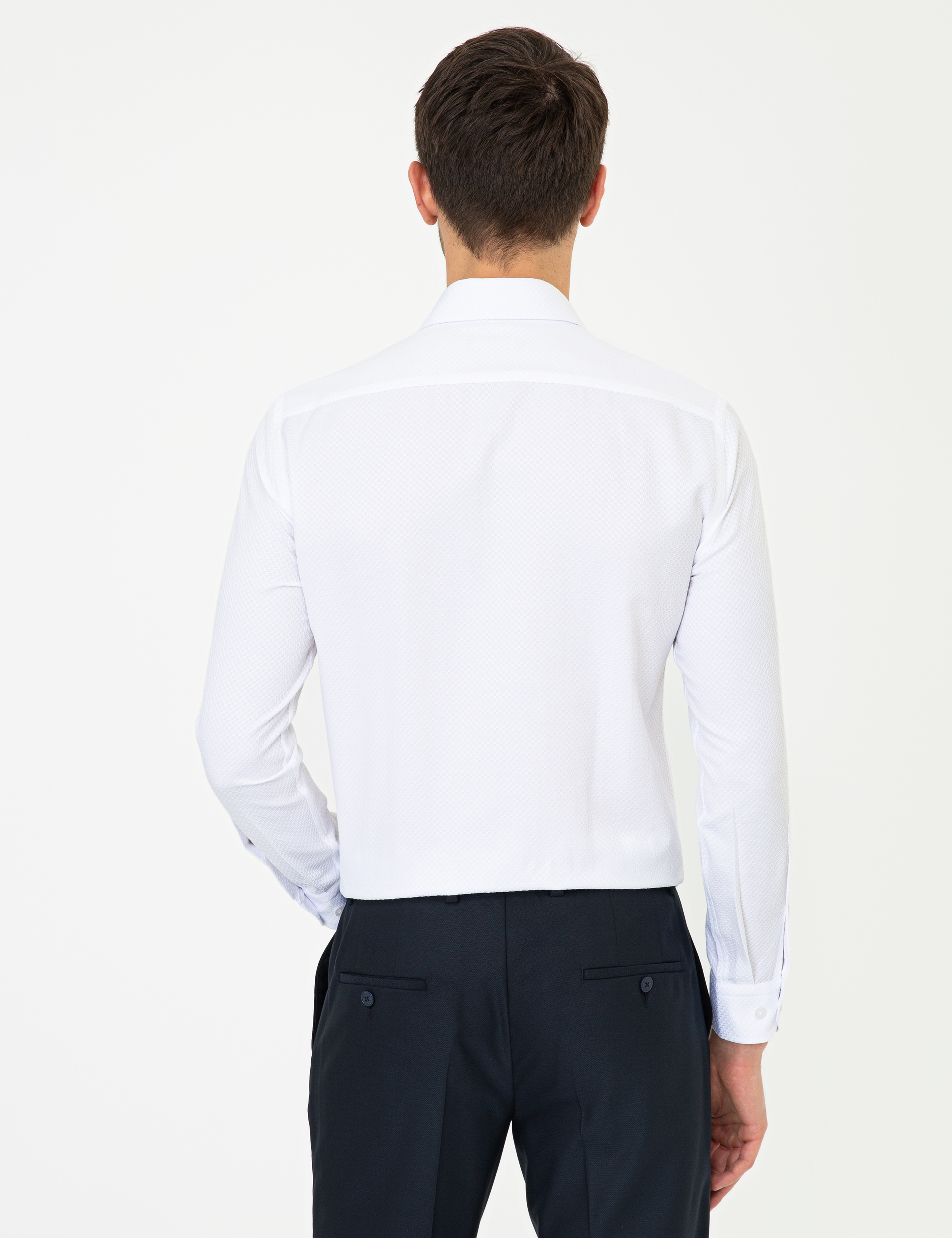 Beyaz Slim Fit Armürlü Gömlek