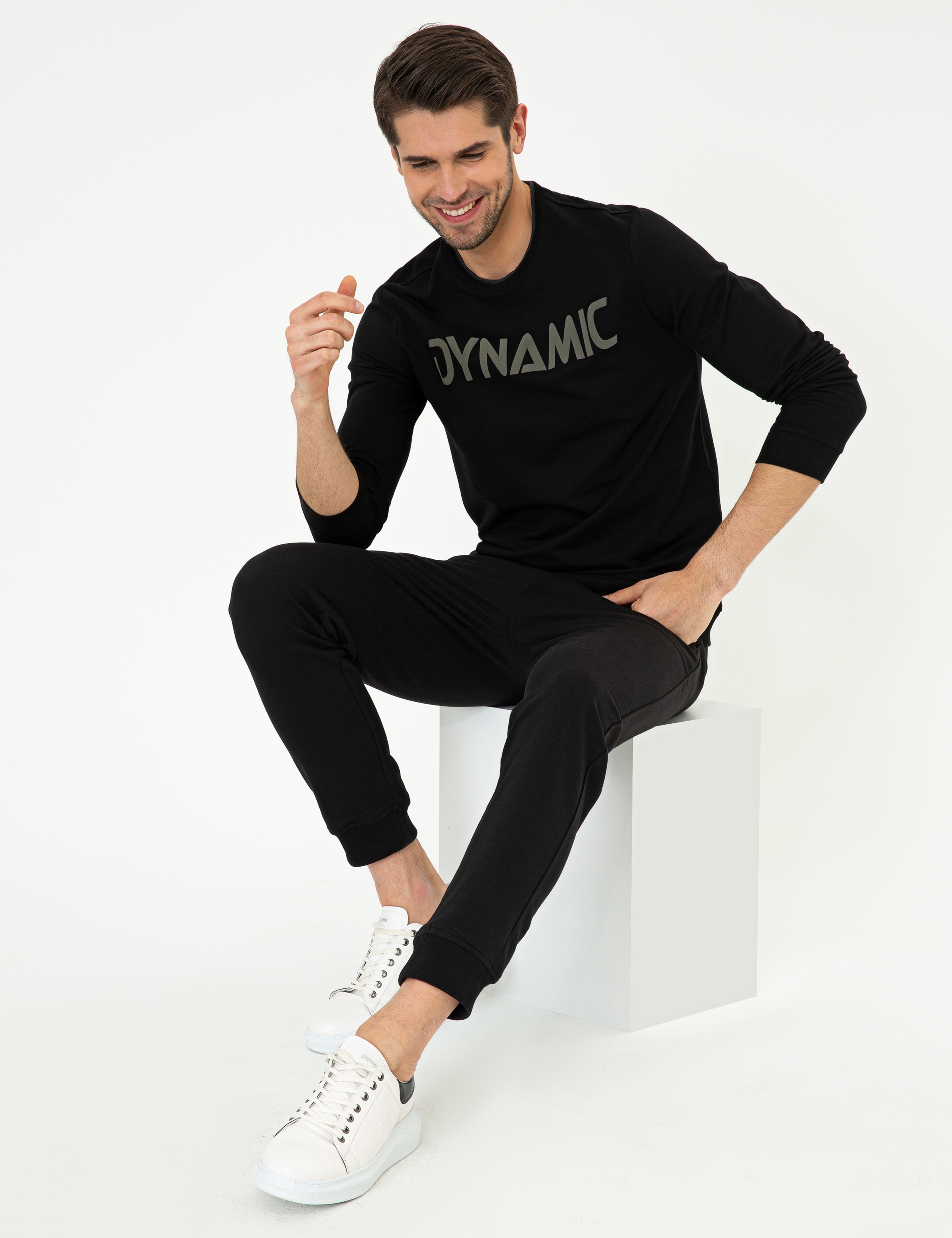 Siyah Sweatshirt - Image 1