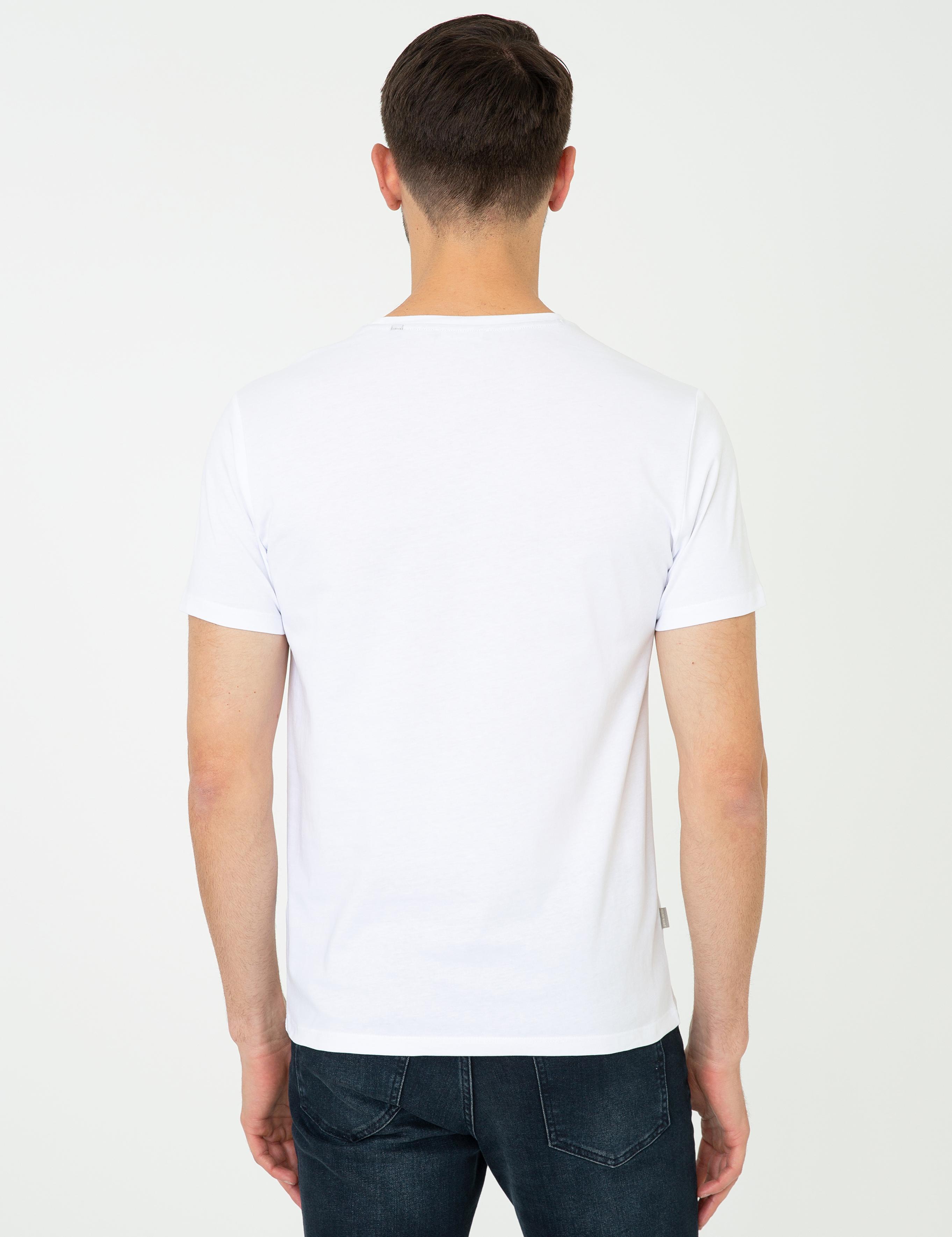 Beyaz Slim Fit Bisiklet Yaka Basic Tişört