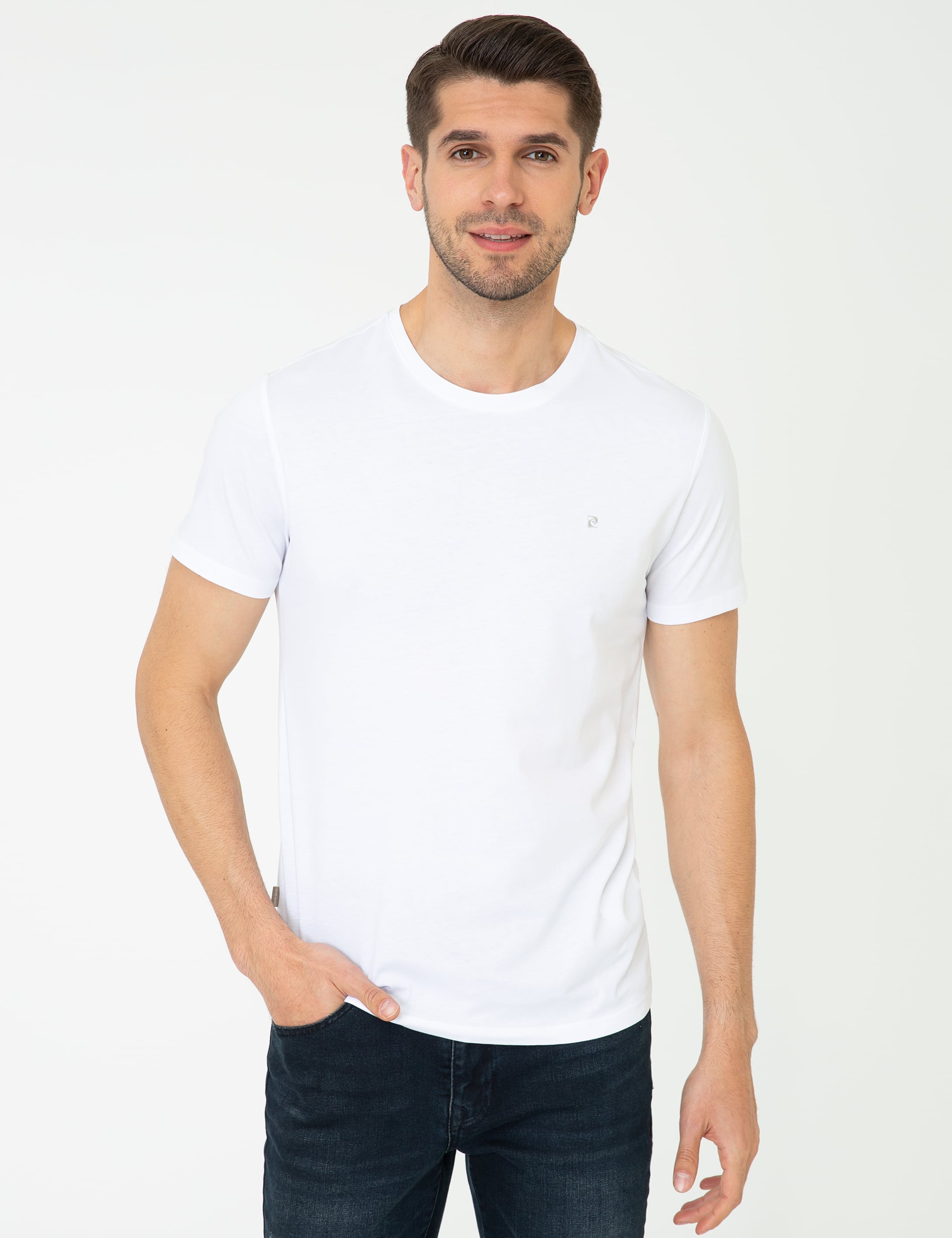 Beyaz Slim Fit Bisiklet Yaka Basic Tişört - Image 1