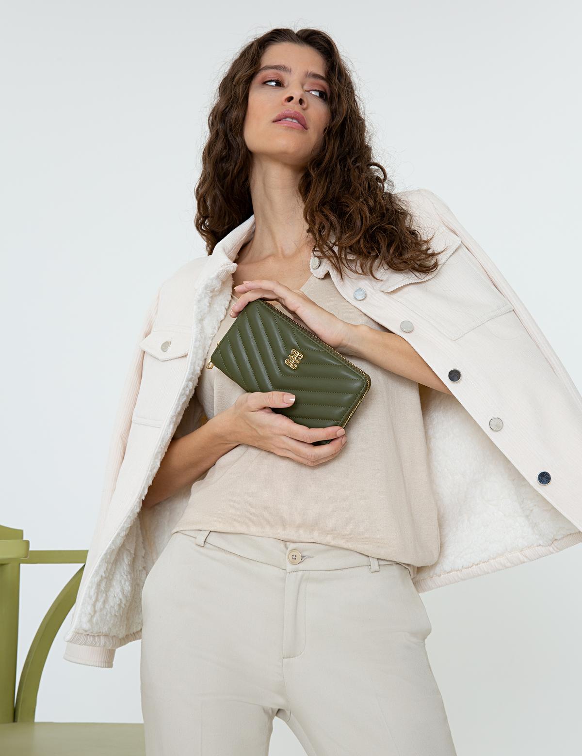 Yeşil Cüzdan - 50252400004