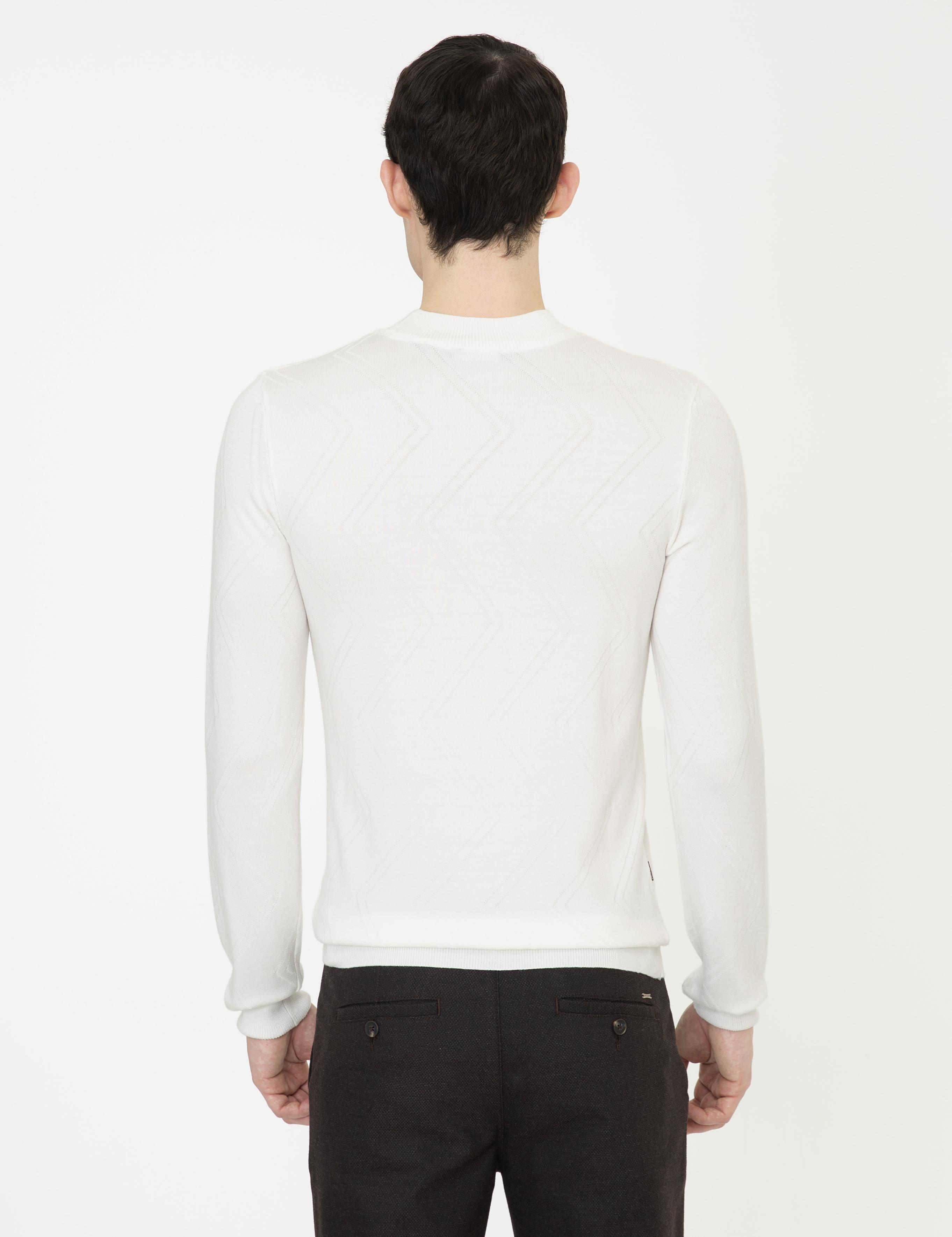 Ekru Slim Fit Bato Yaka Triko Kazak