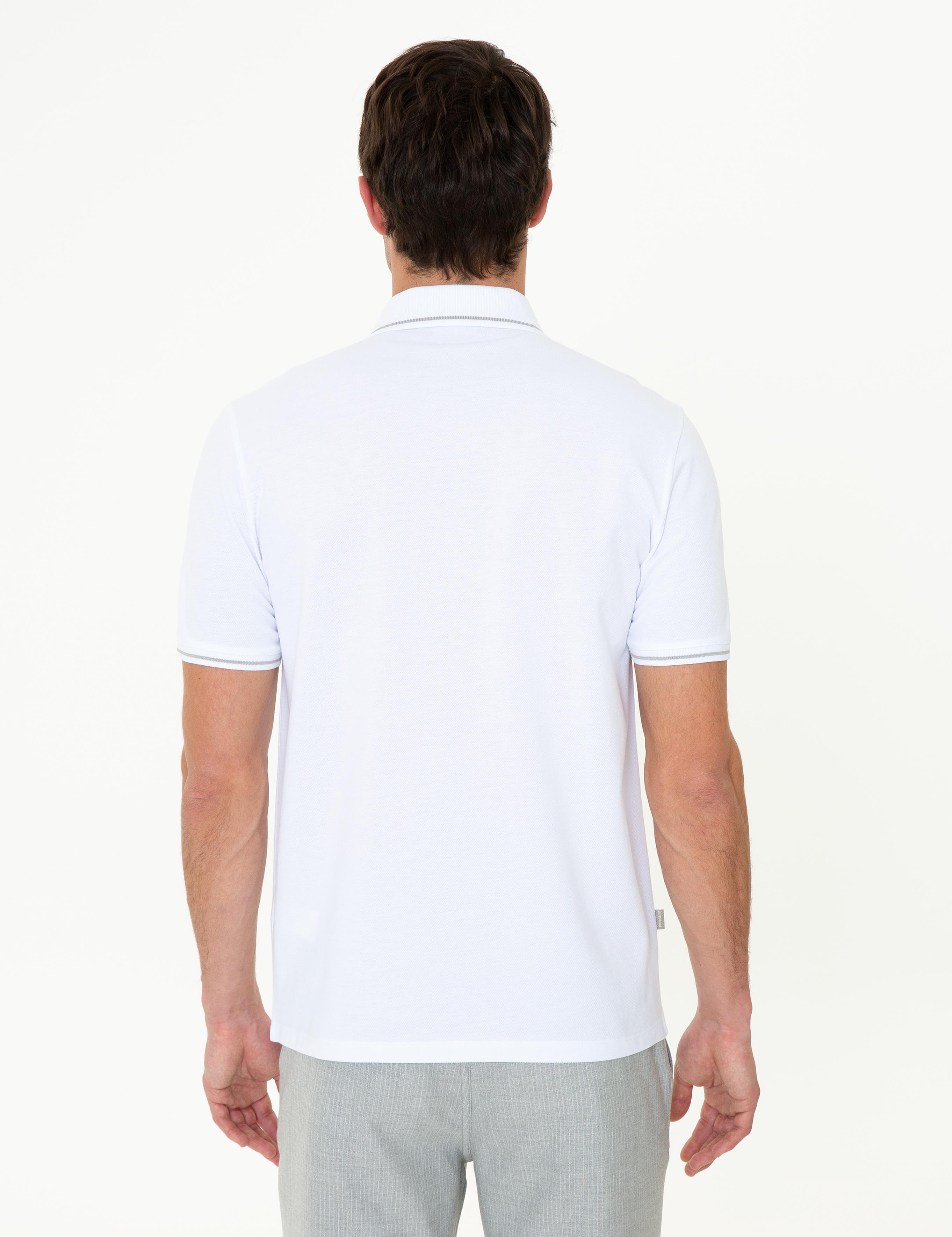 Beyaz Regular Fit Polo Yaka Basic Tişört