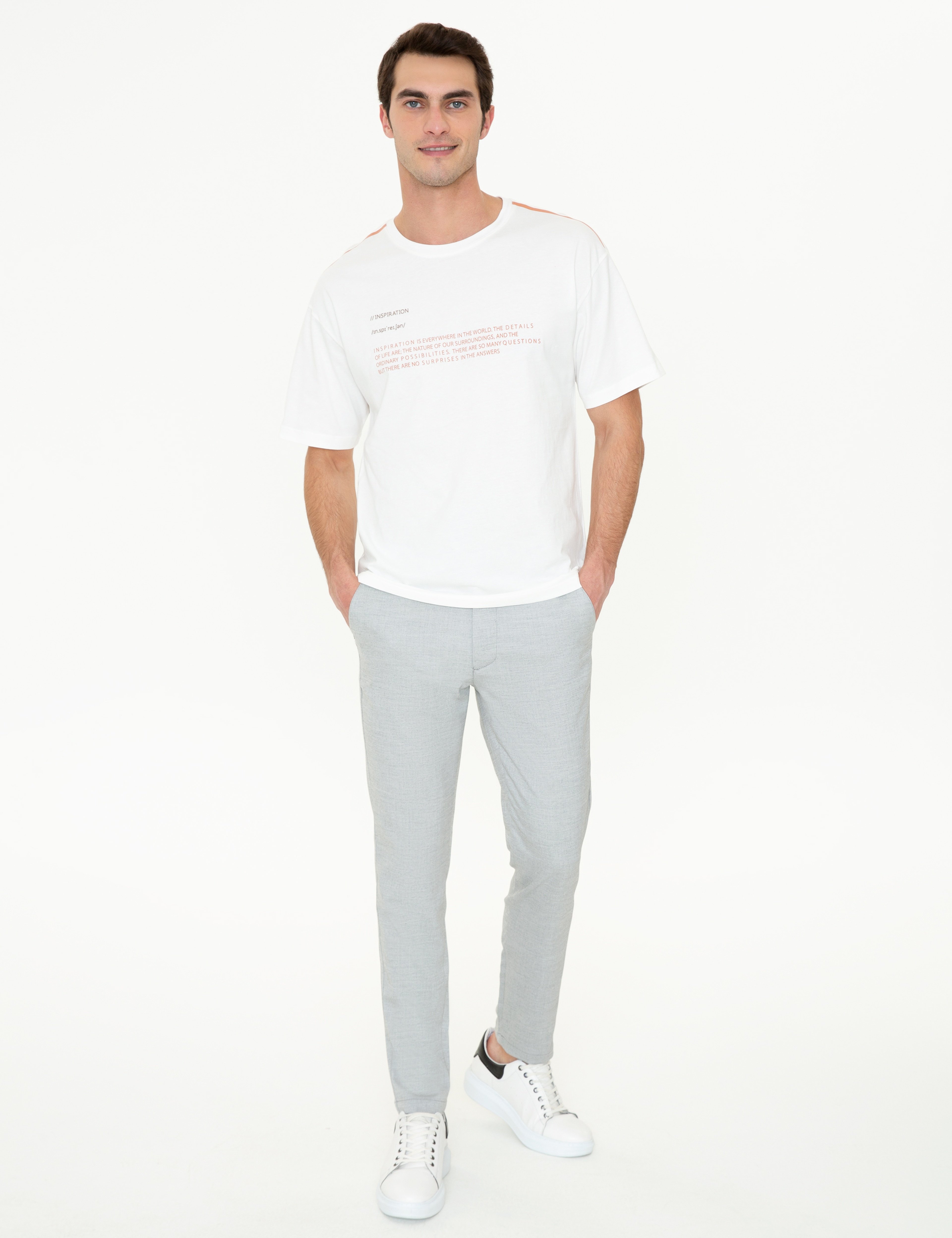 Ekru Comfort Fit Bisiklet Yaka Tişört - Image 5
