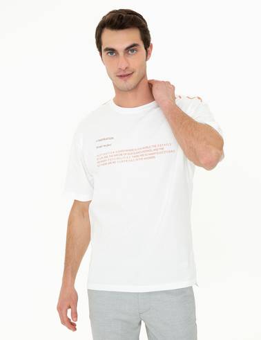 Ekru Comfort Fit Bisiklet Yaka Tişört