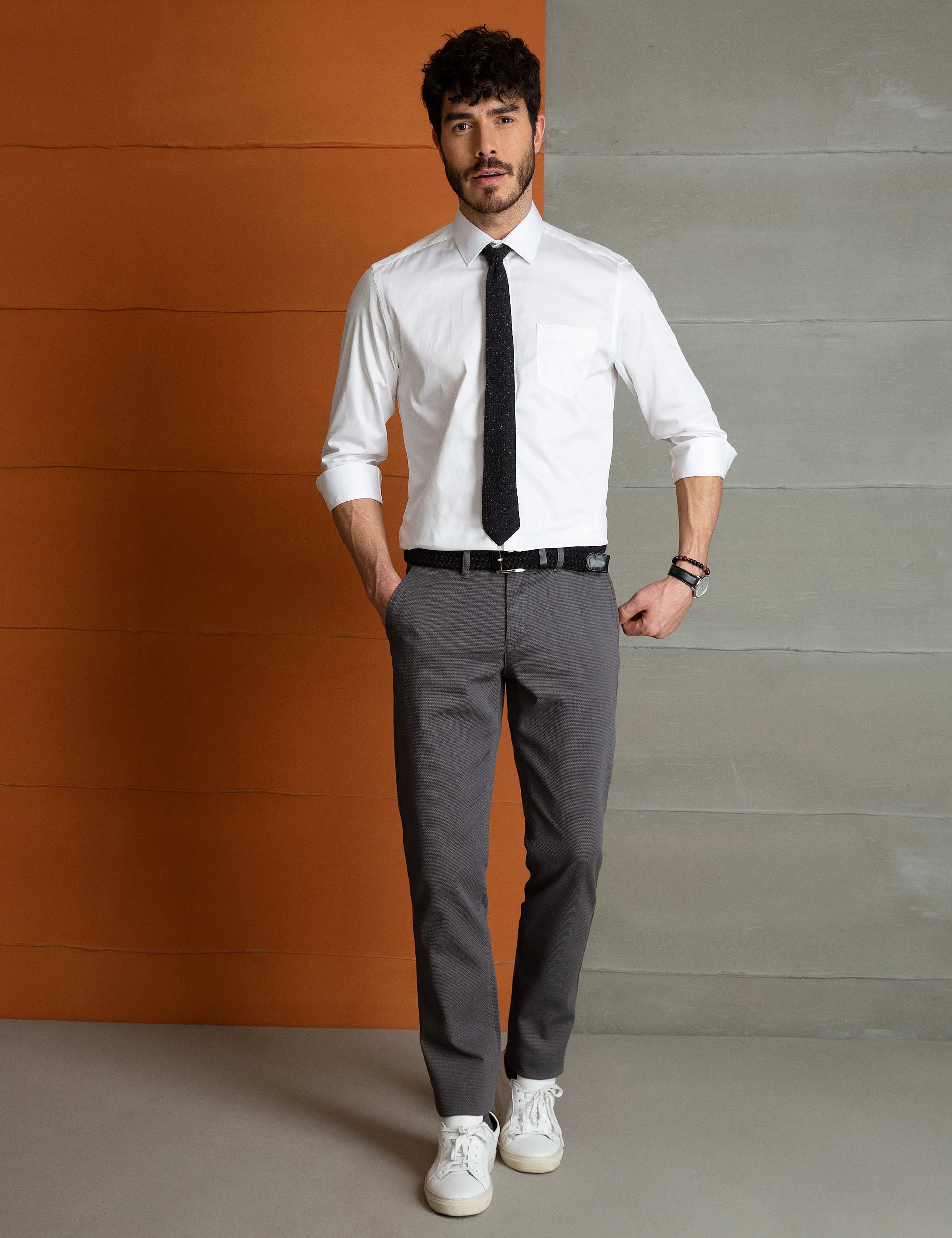 Beyaz Regular Fit Uzun Kollu Basic Gömlek