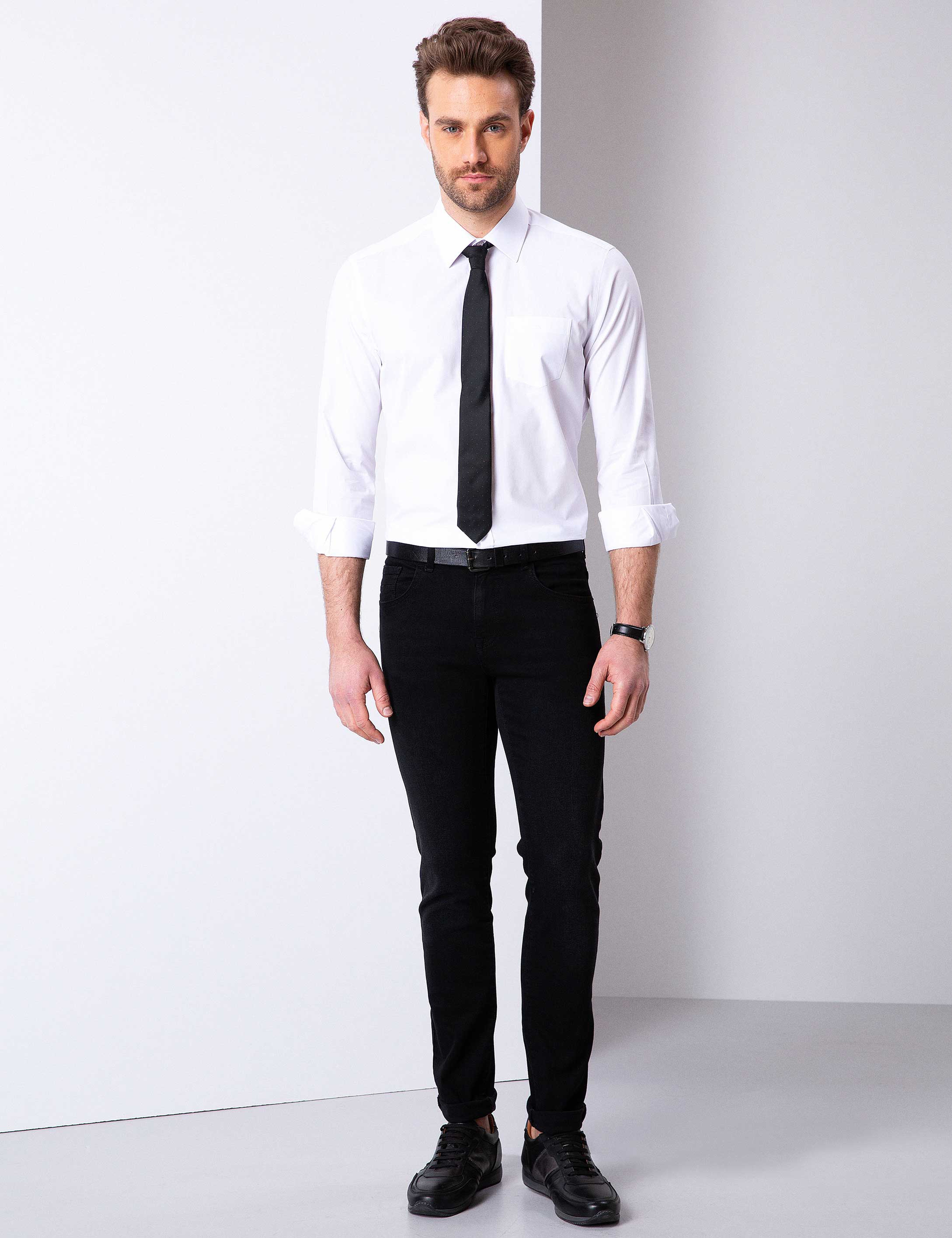 Beyaz Regular Fit Uzun Kollu Basic Gömlek