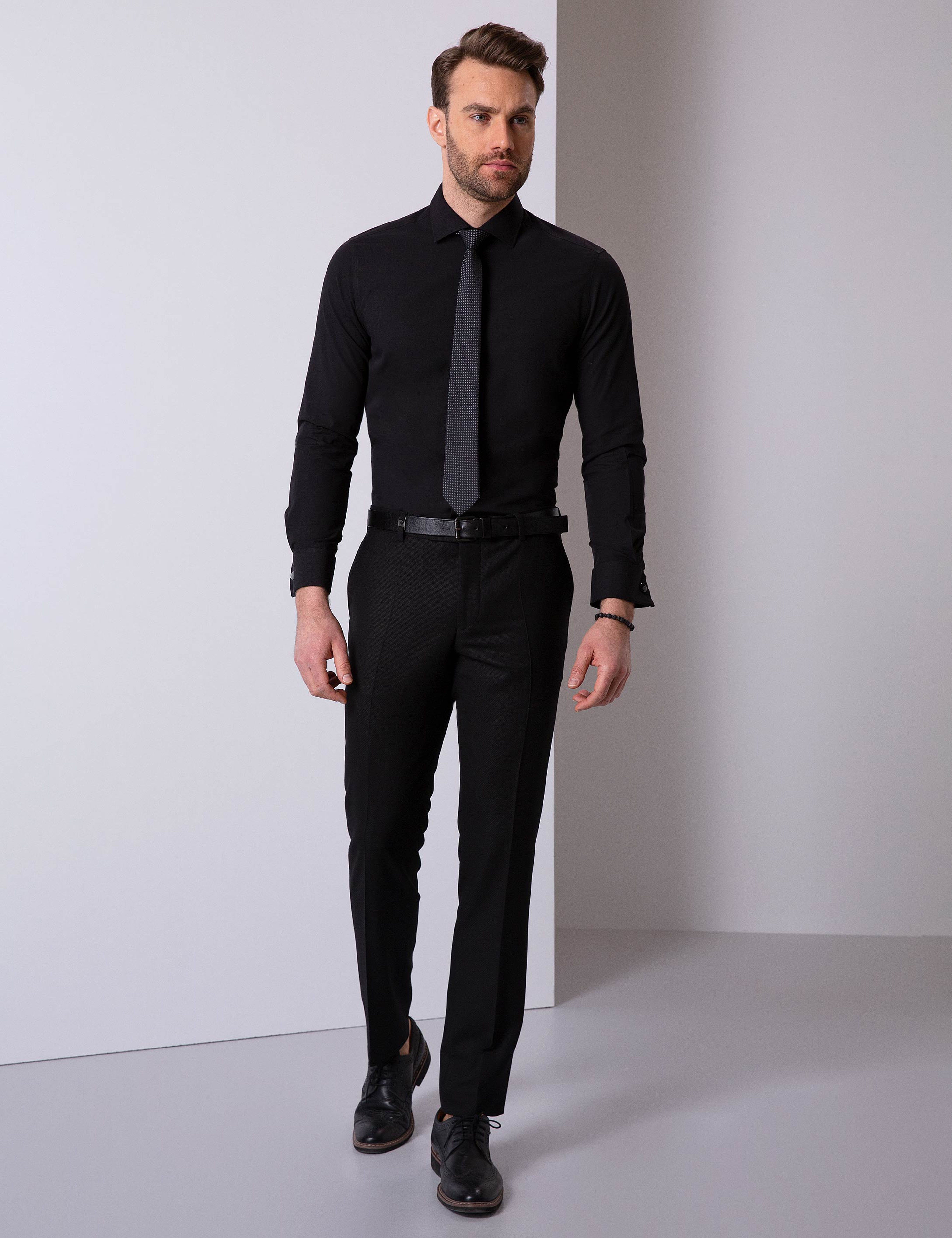 Siyah Slim Fit Uzun Kollu Basic Gömlek - Image 2