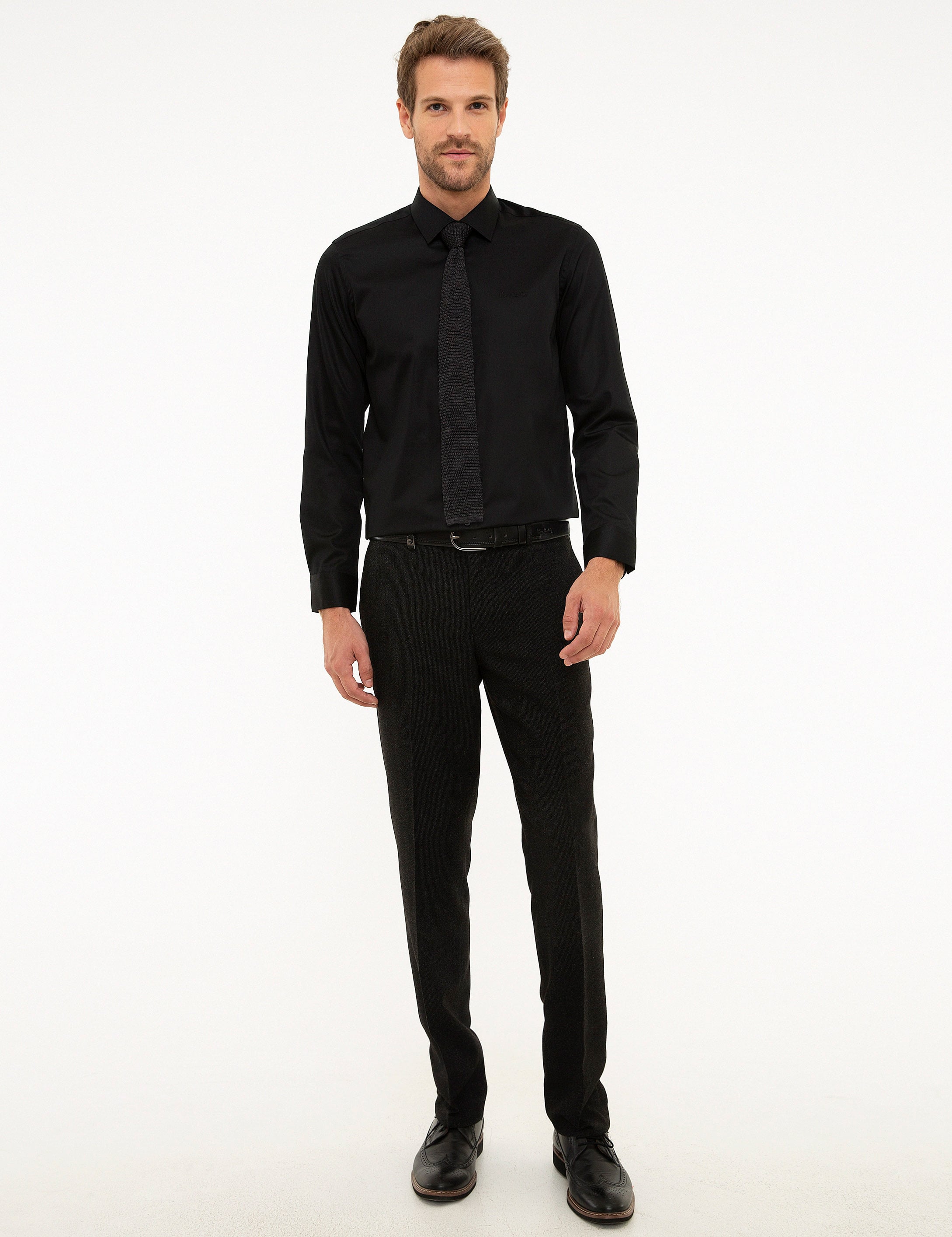 Siyah Slim Fit Uzun Kollu Klasik Gömlek