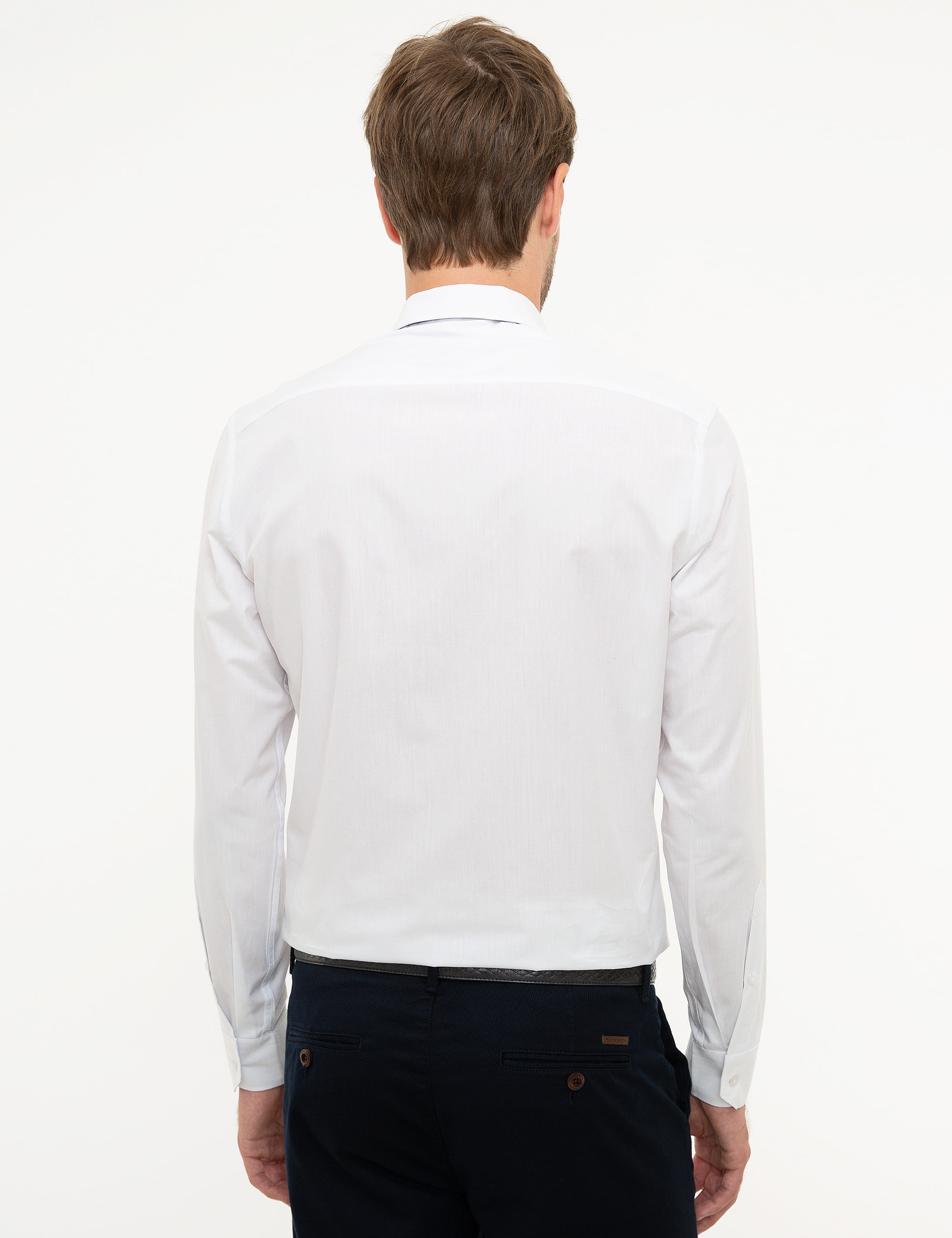 Beyaz Slim Fit Armürlü Gömlek