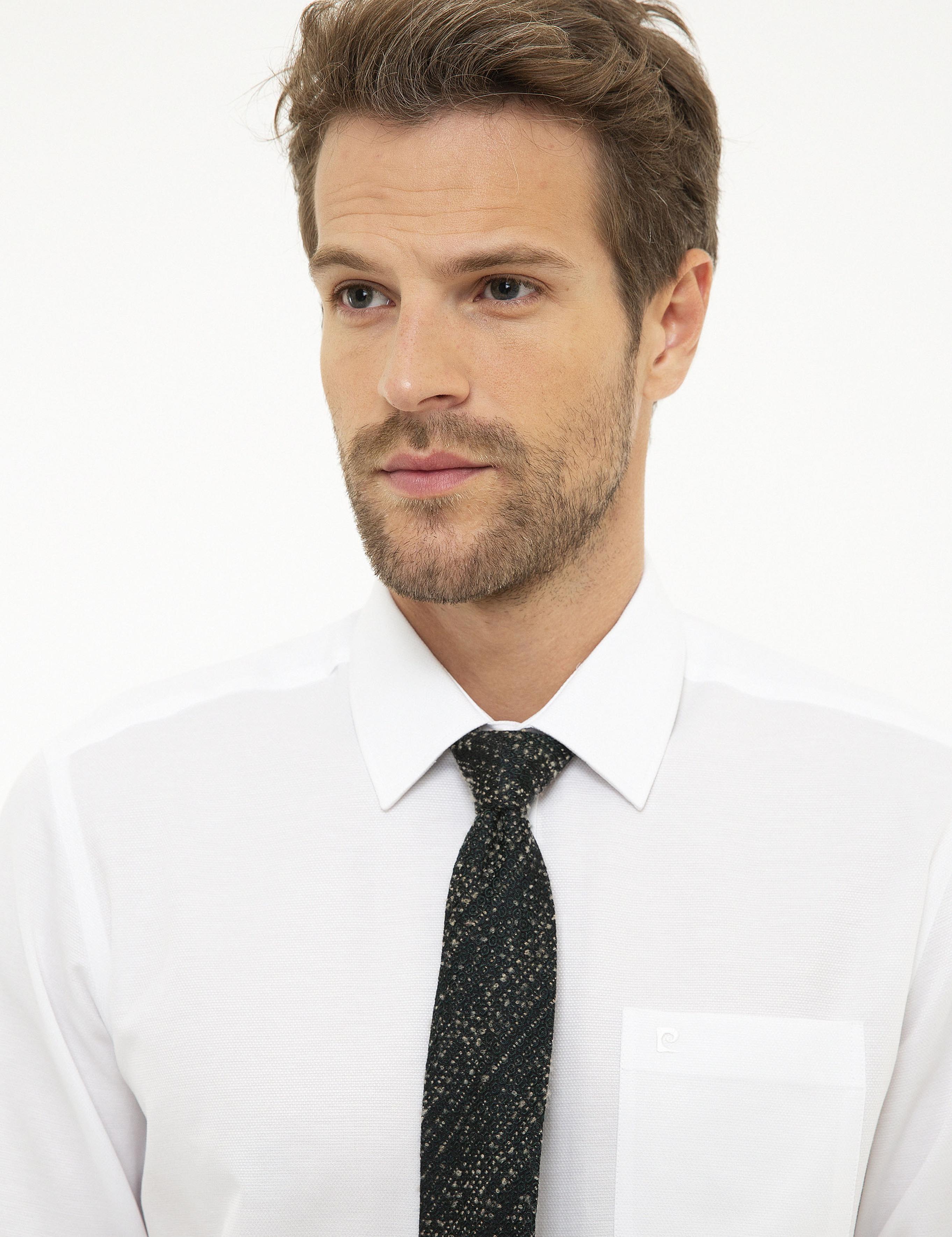 Beyaz Regular Fit Armürlü Gömlek