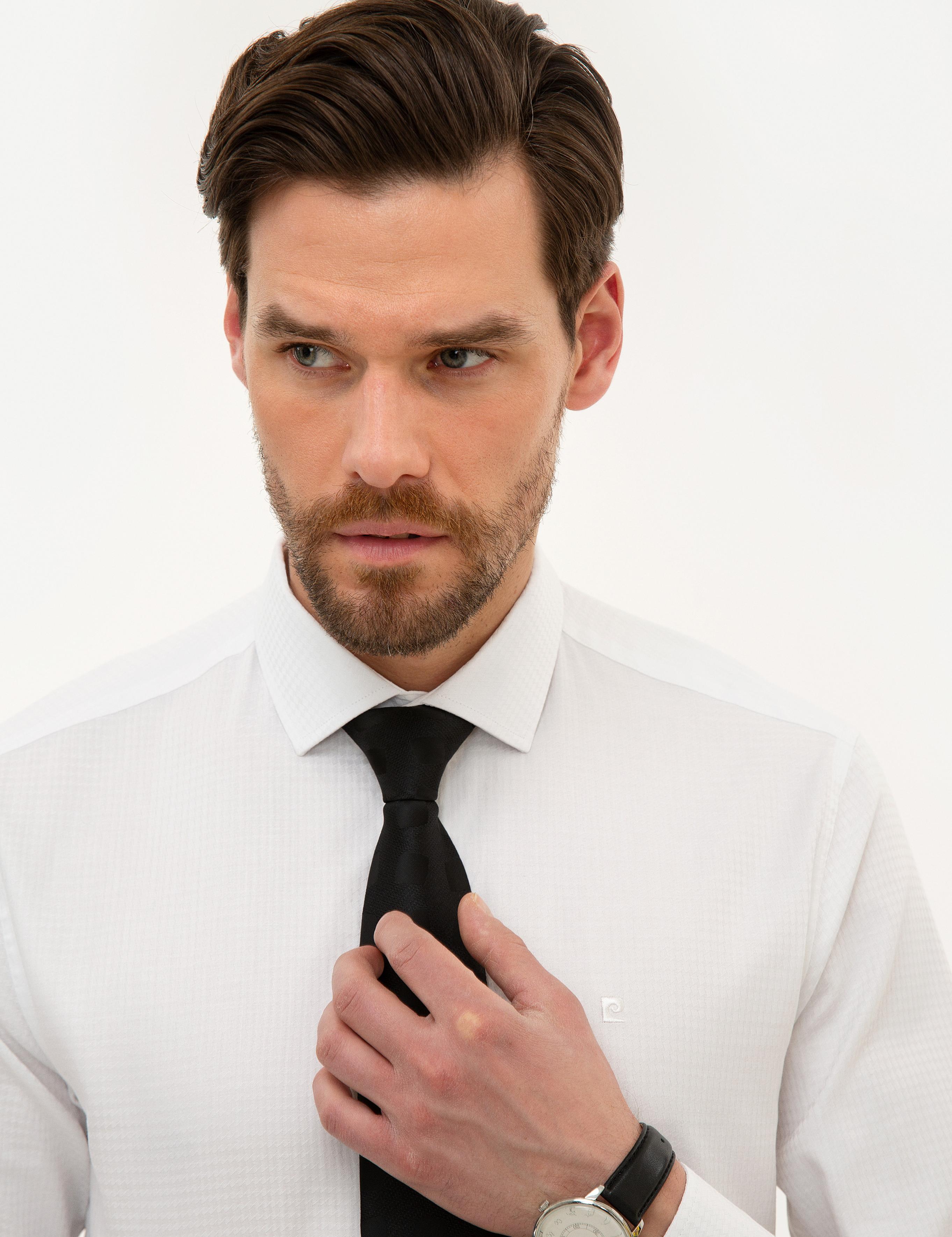 Beyaz Slim Fit Armürlü Gömlek