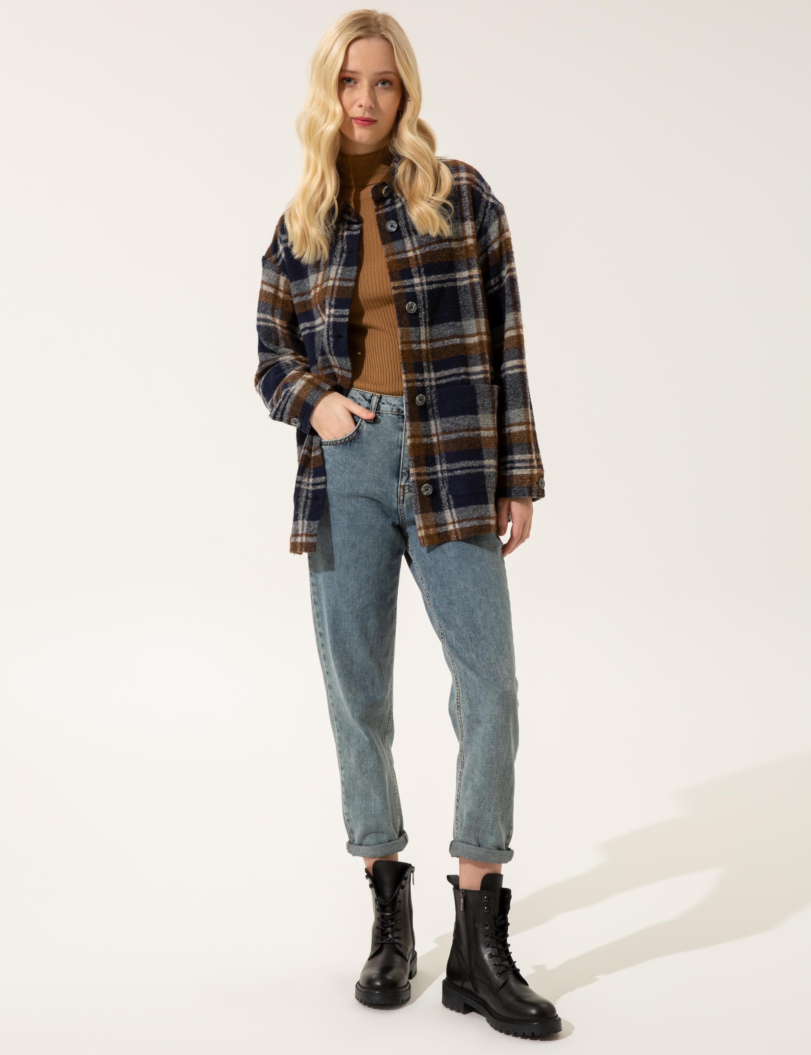 Lacivert Kaşe Kaban