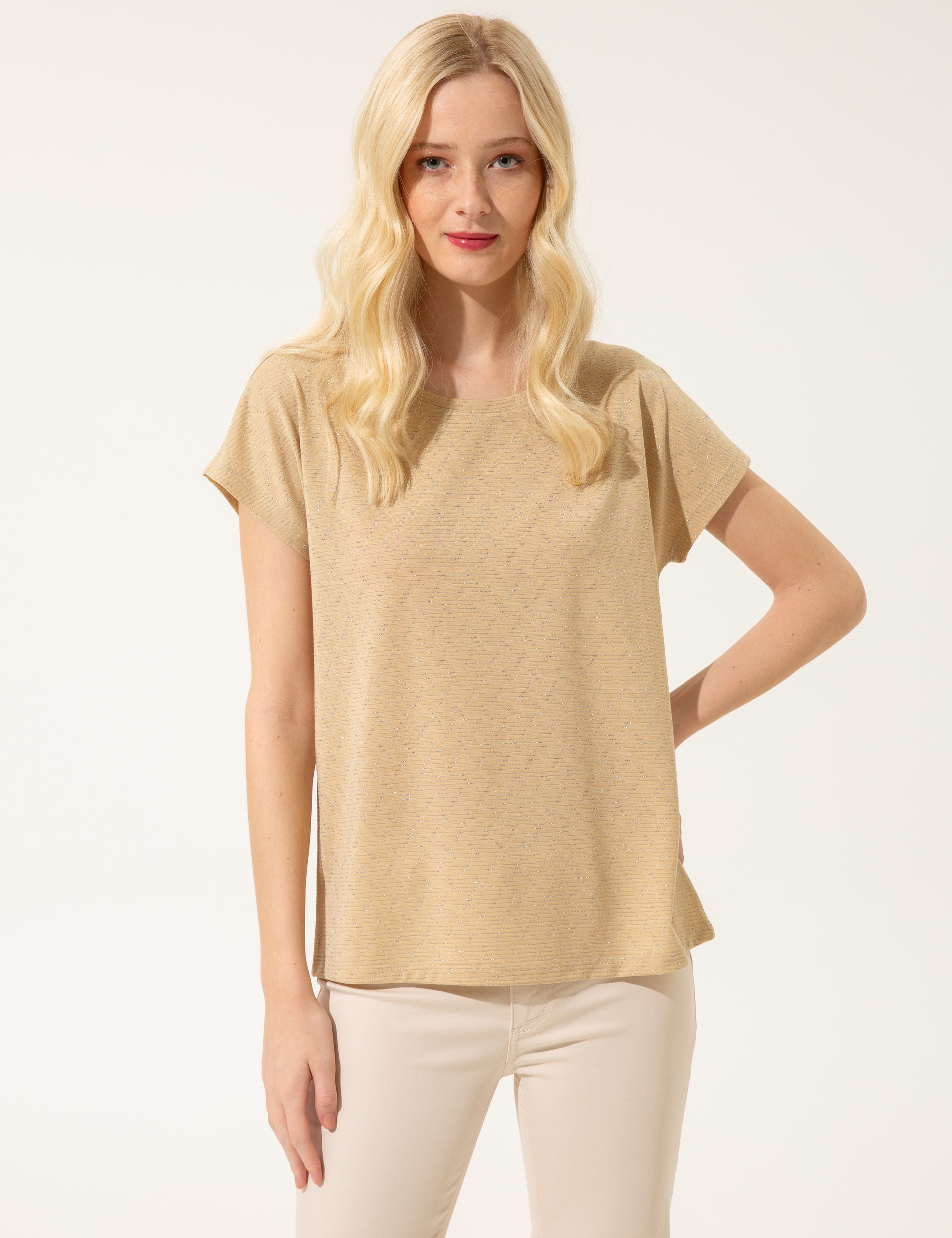 Bej Comfort Fit Tişört - Image 1