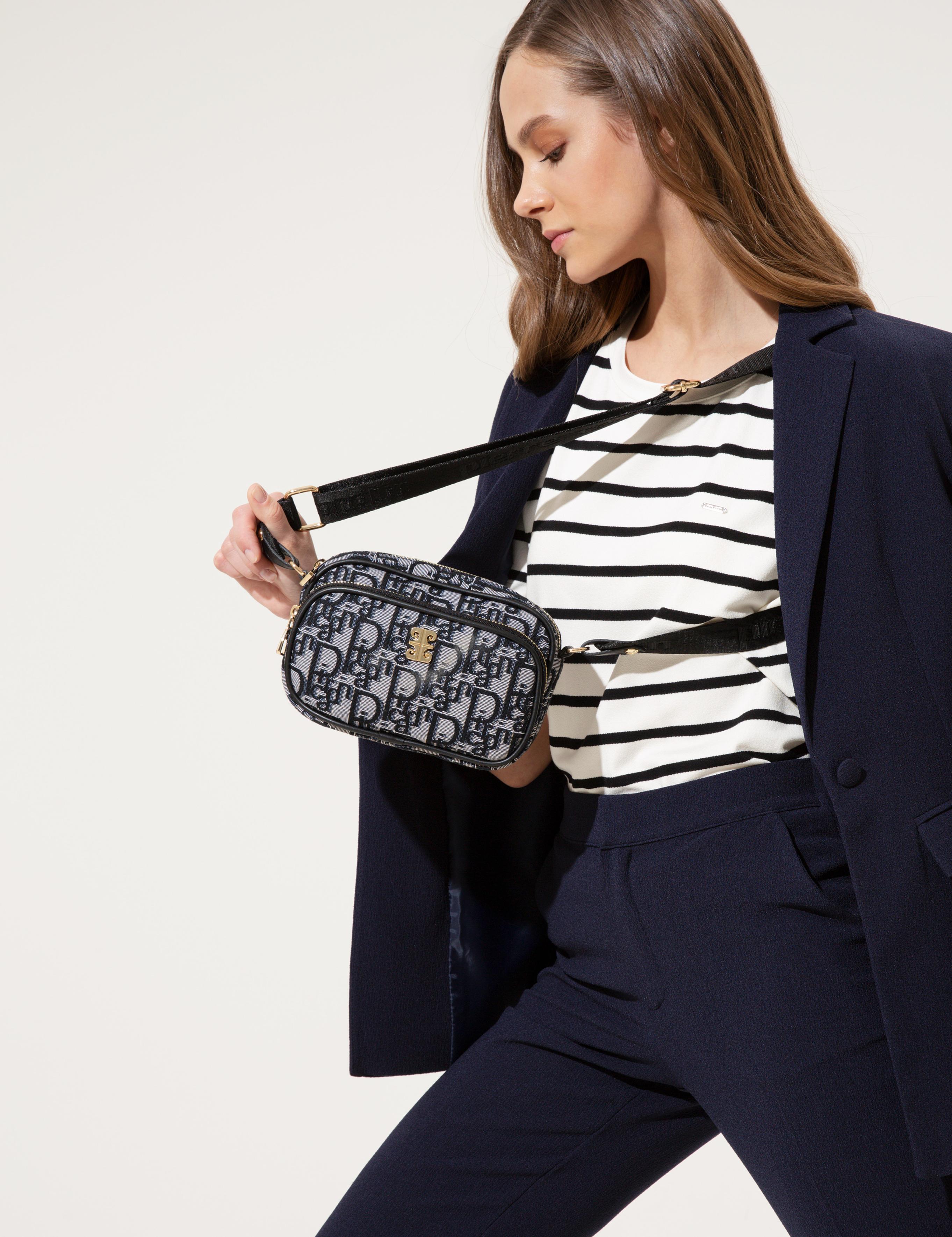 Siyah Çapraz Çanta