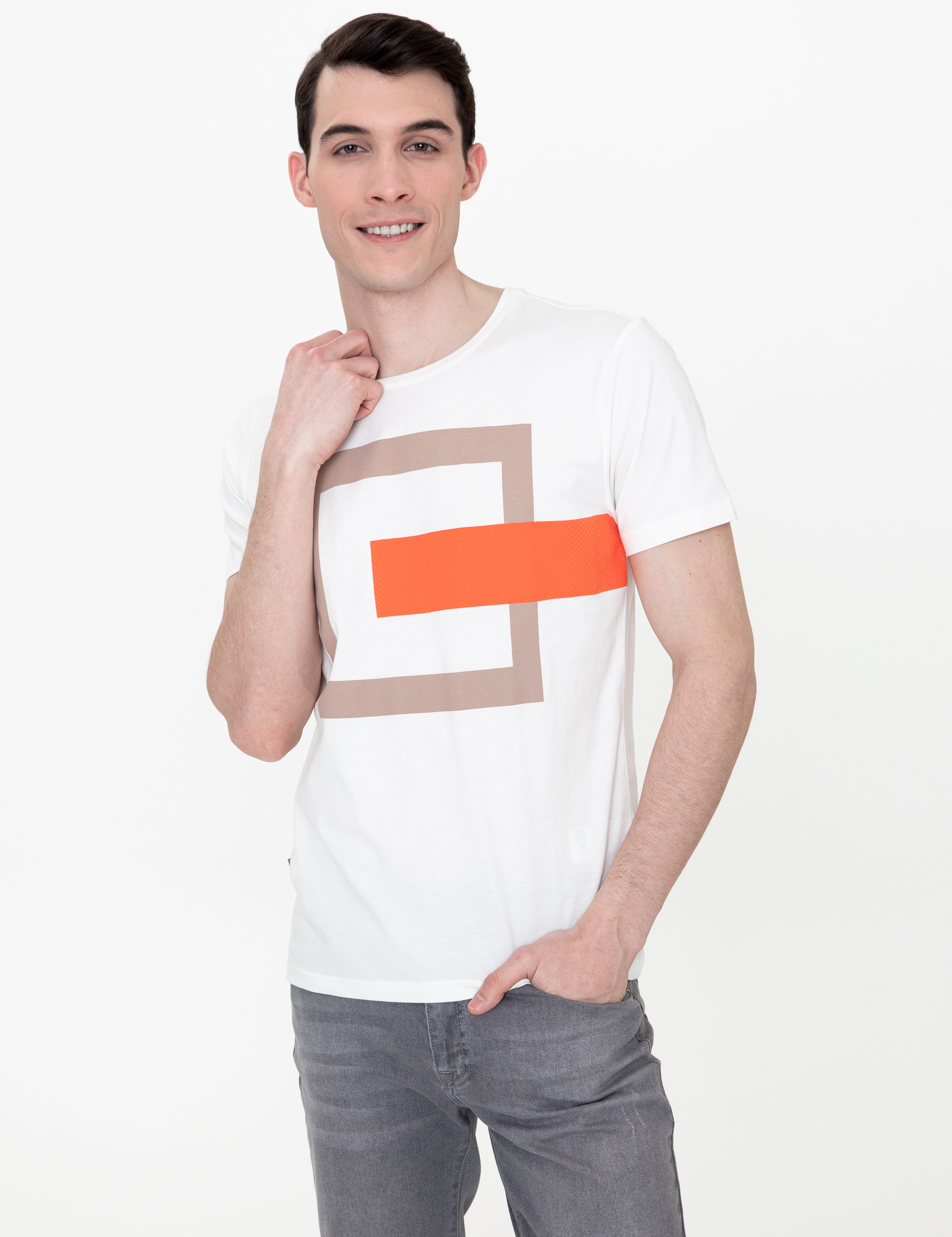 Ekru Slim Fit Baskılı Bisiklet Yaka Tişört - Image 3