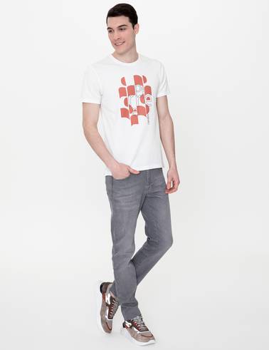 Ekru Slim Fit Bisiklet Yaka Tişört