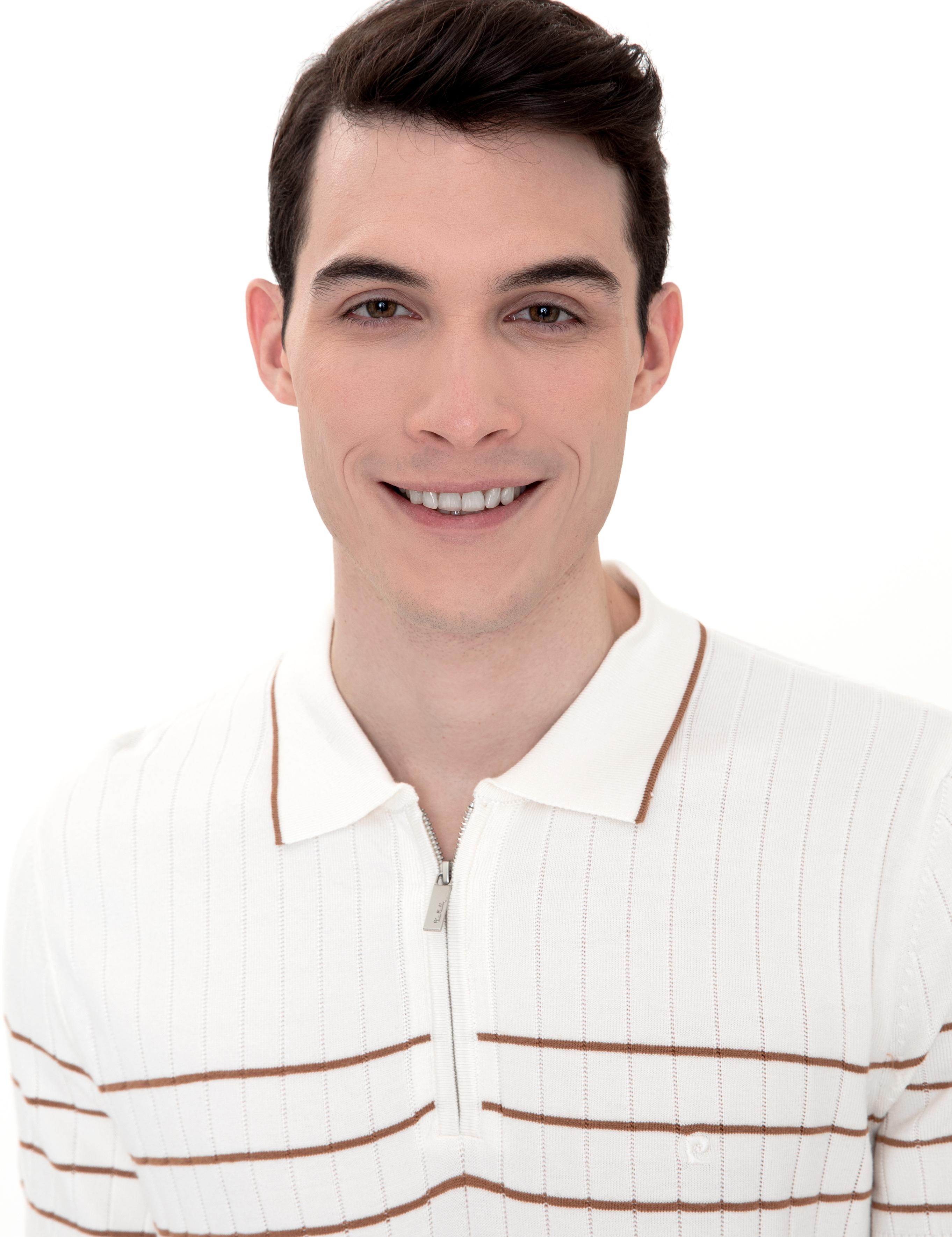 Ekru Slim Fit Fermuarlı Polo Yaka Triko Tişört