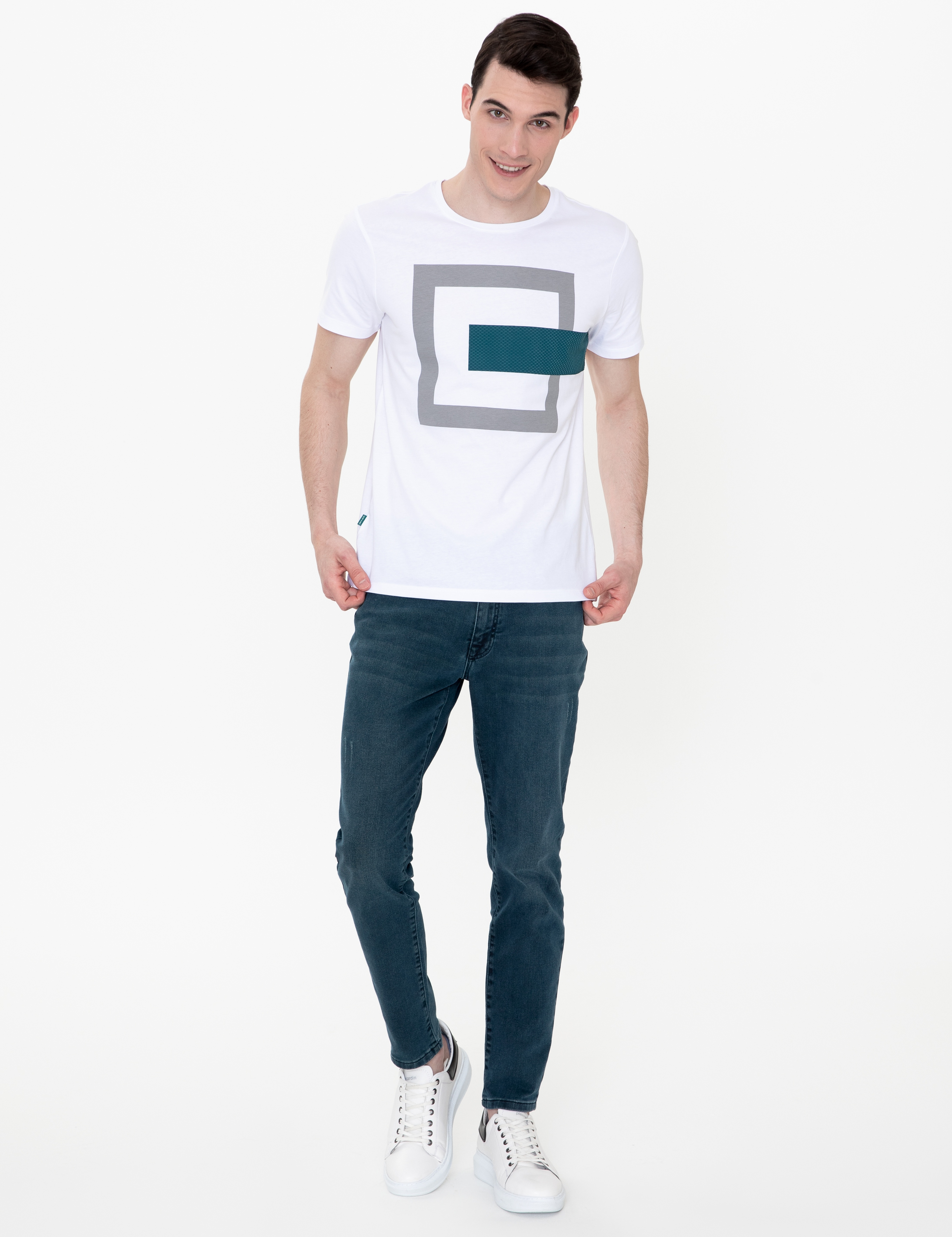Beyaz Slim Fit Bisiklet Yaka Tişört - Image 1