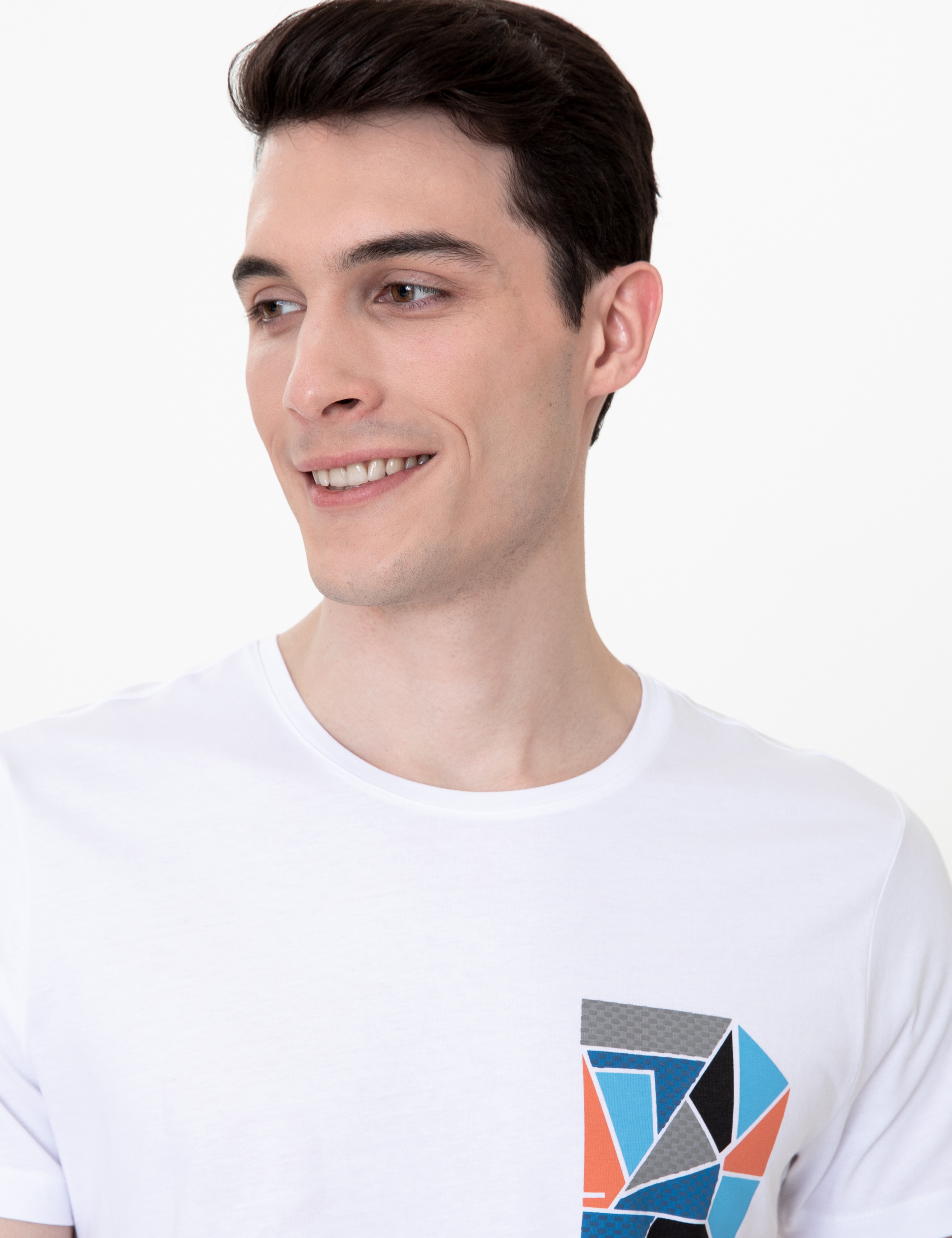 Beyaz Slim Fit Baskılı Bisiklet Yaka Tişört