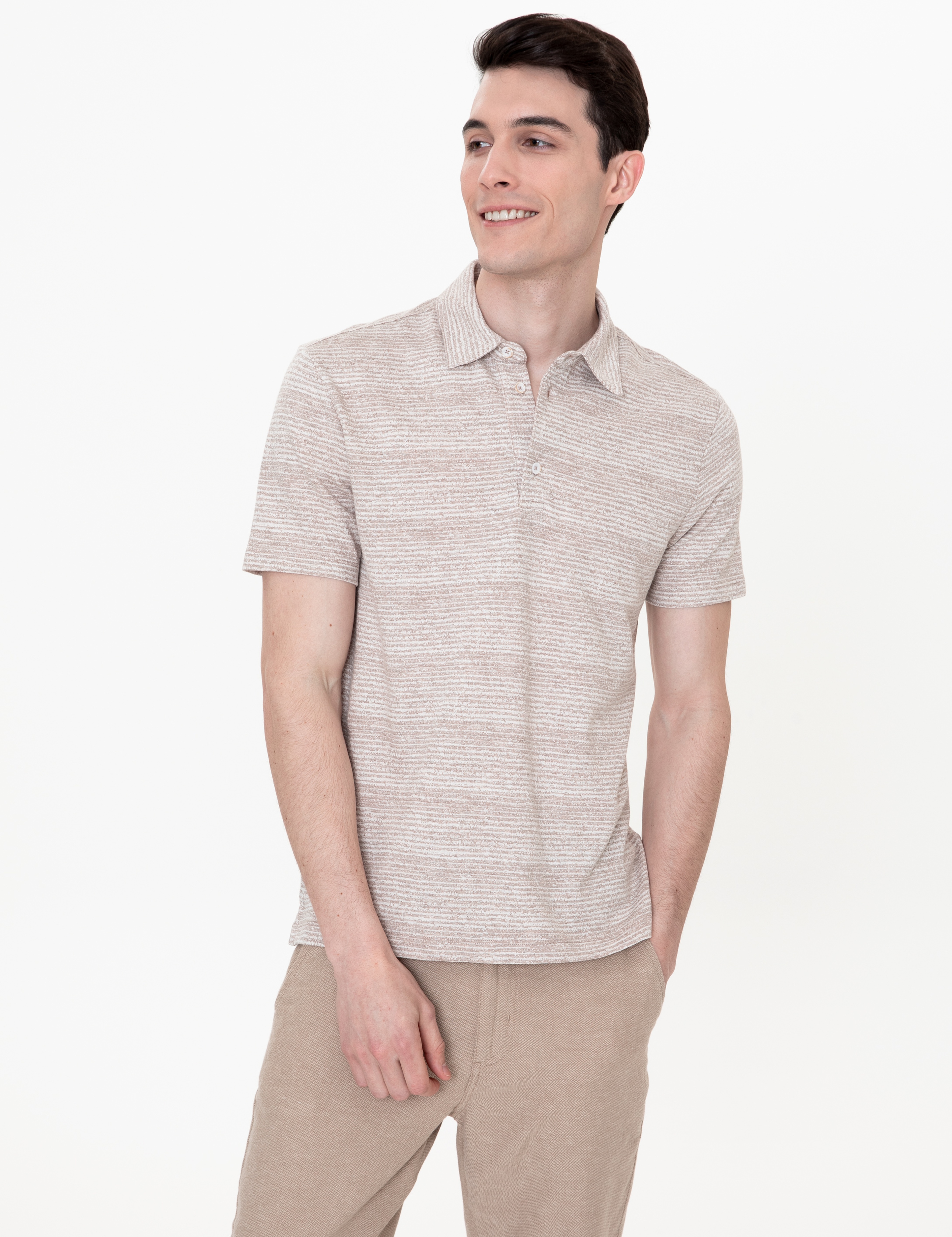 Bej Dokulu Slim Fit Polo Yaka Tişört - Image 2