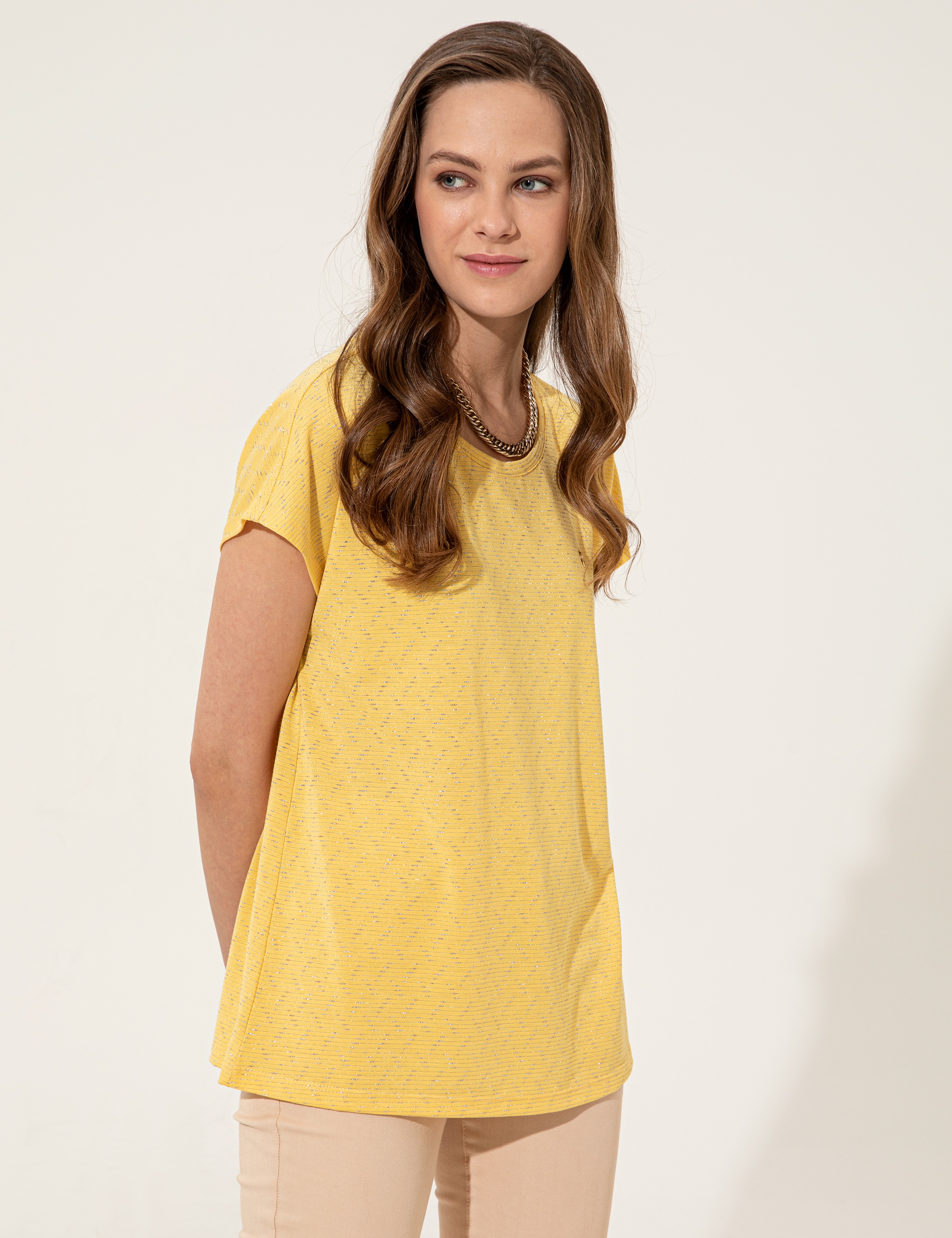 Sarı Comfort Fit Tişört - Image 4