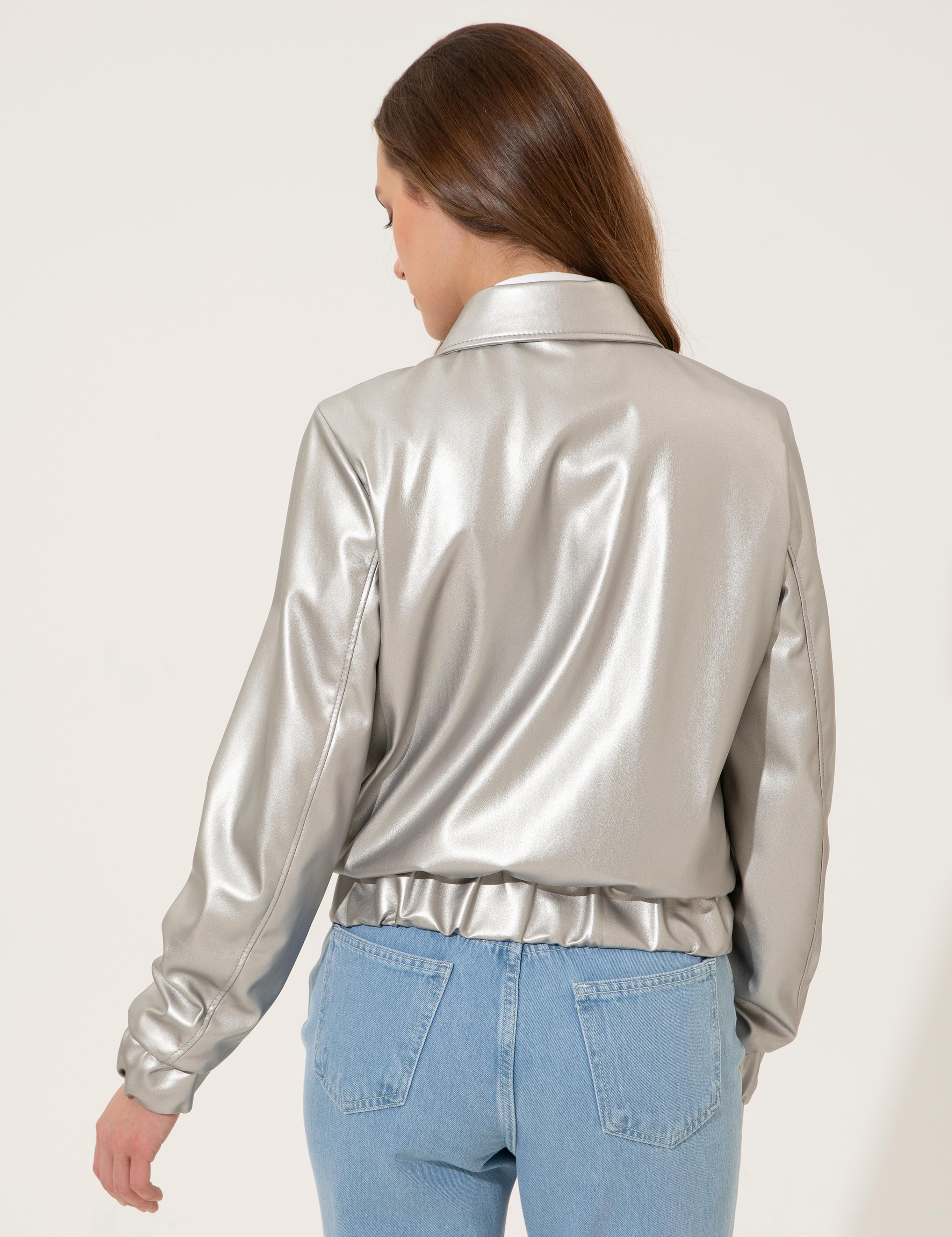 Gümüş Parlak Deri Ceket