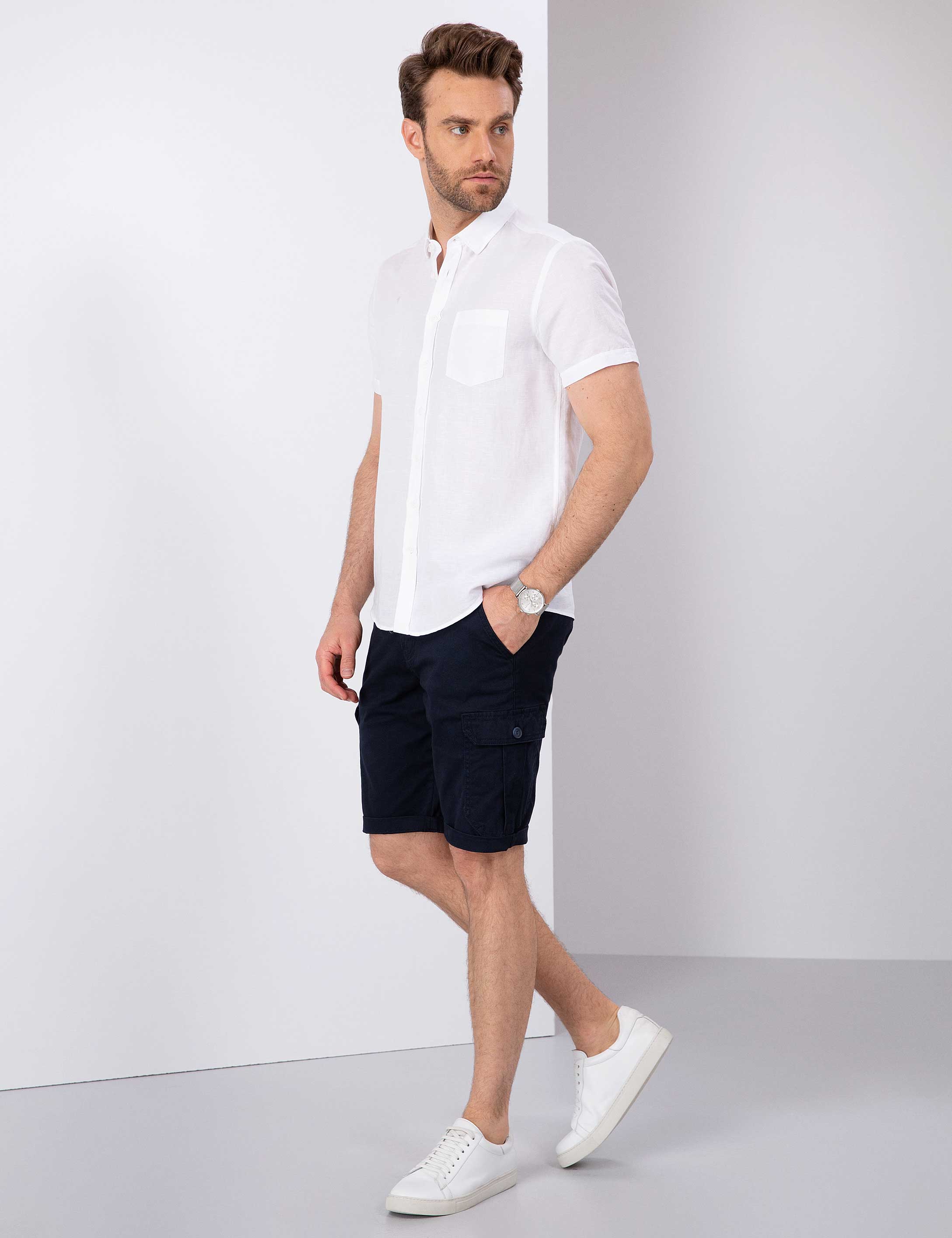 Lacivert Standart Fit Bermuda Şort