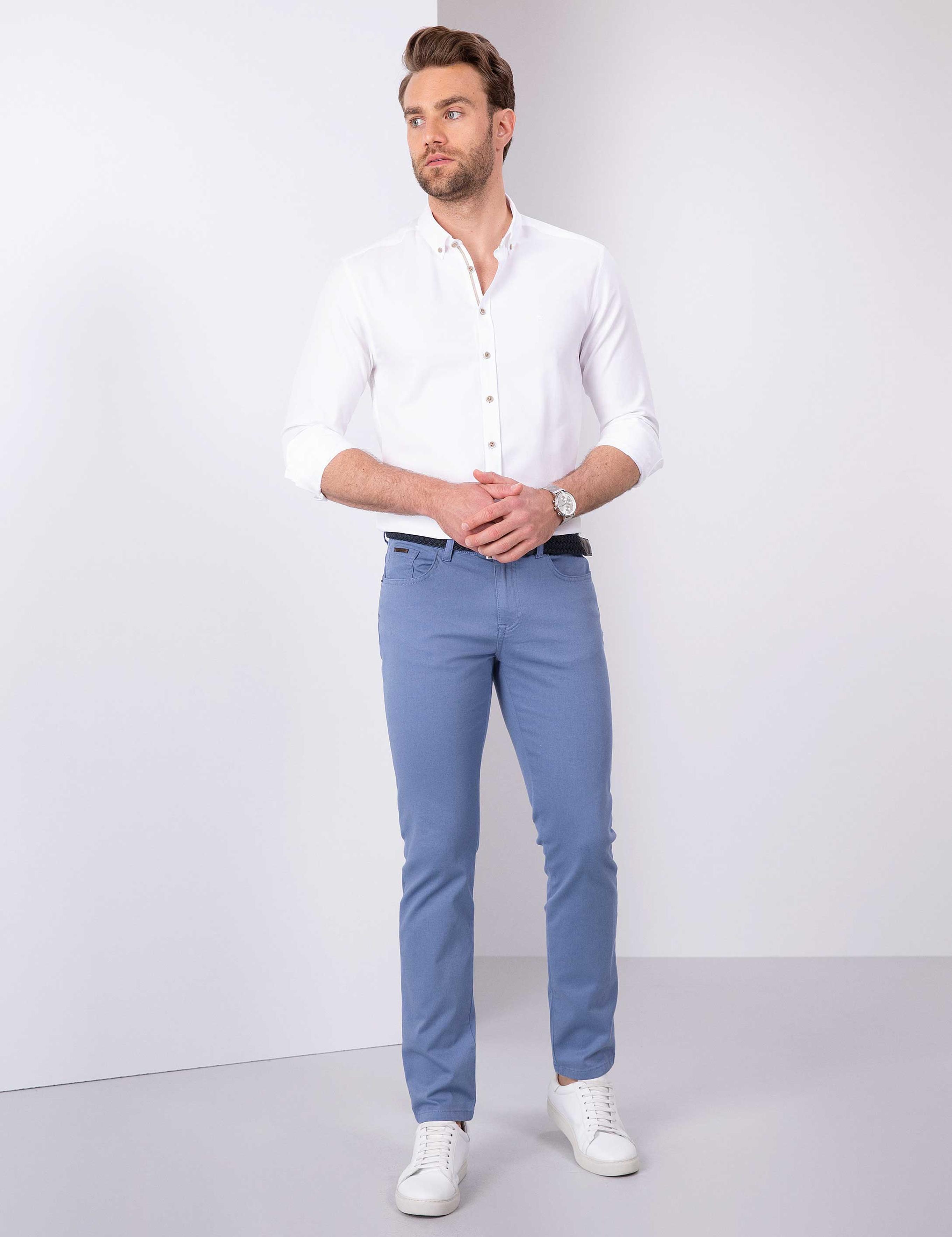 Beyaz Slim Fit Oxford Gömlek