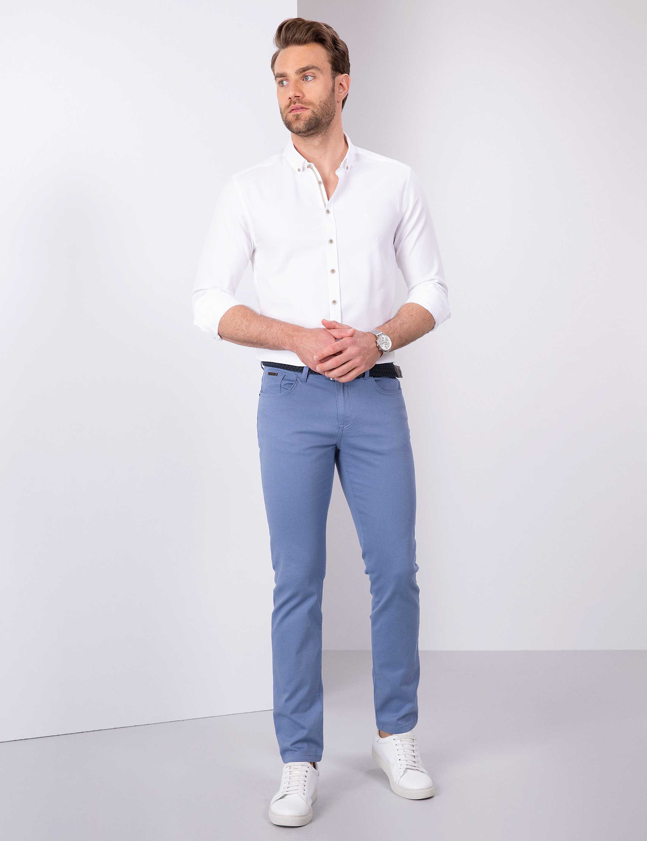 Beyaz Slim Fit Oxford Gömlek